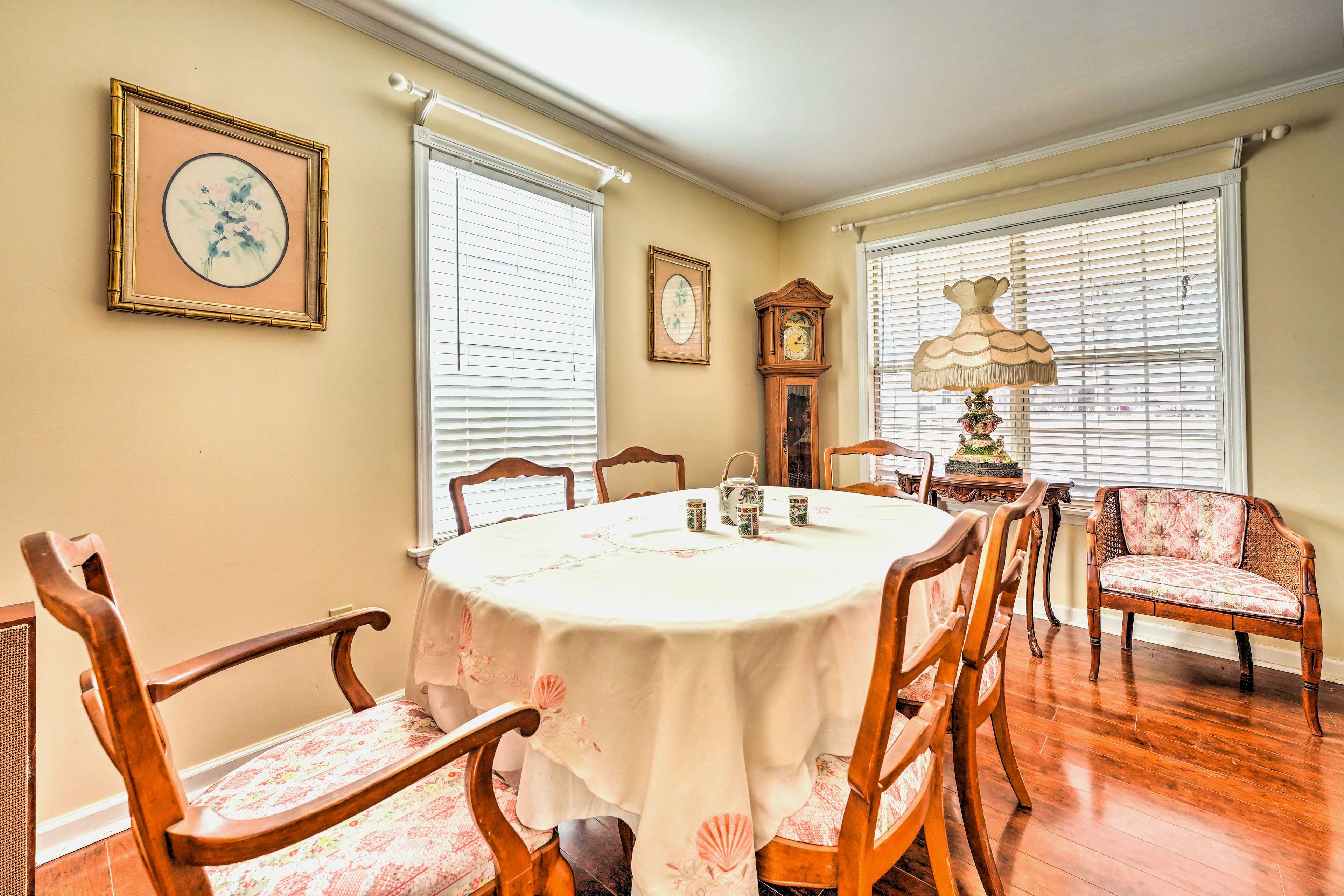 Dining Area | Free WiFi | Central Heating & A/C | Booster Seat | High Chair