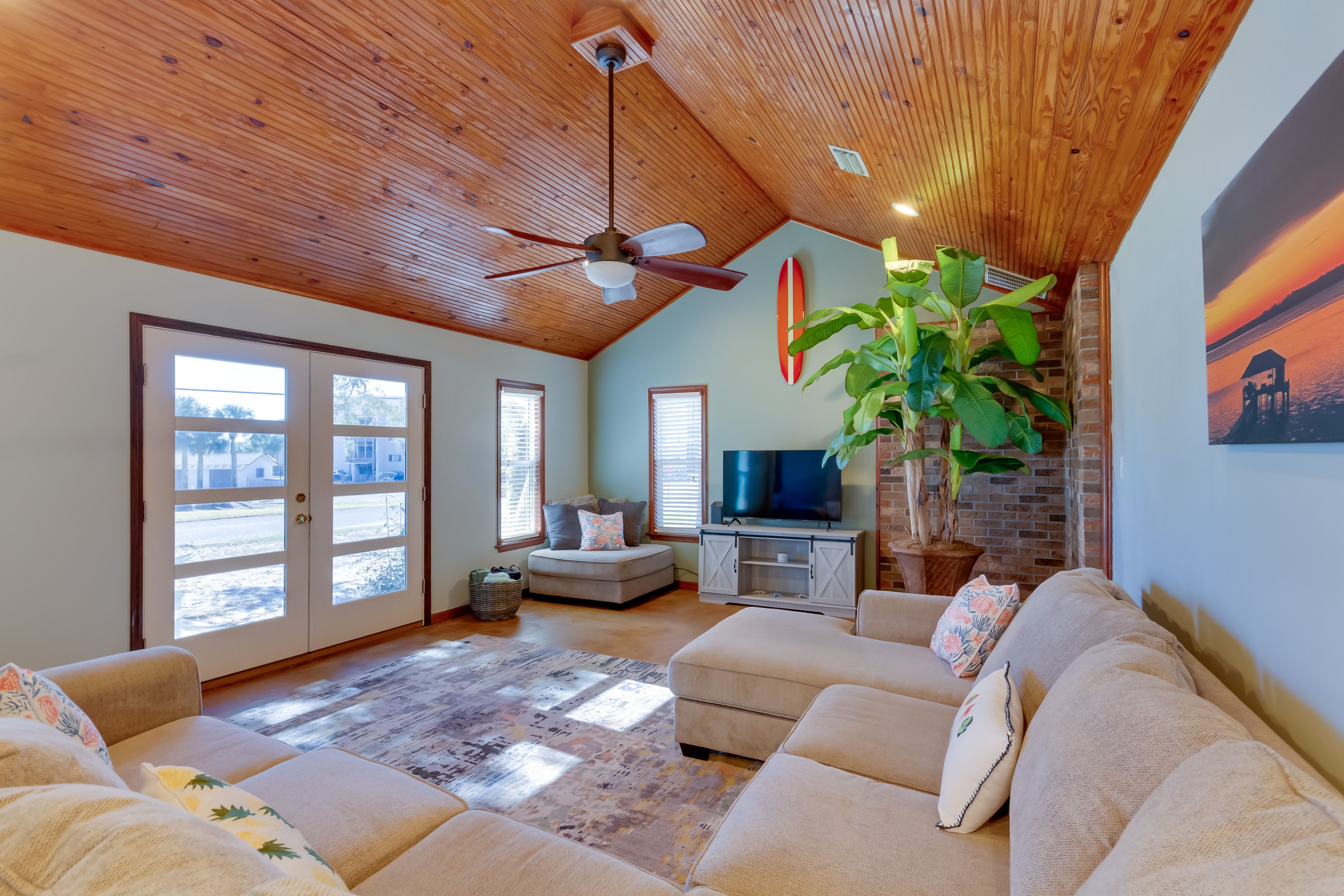 Living Room | Smart TV