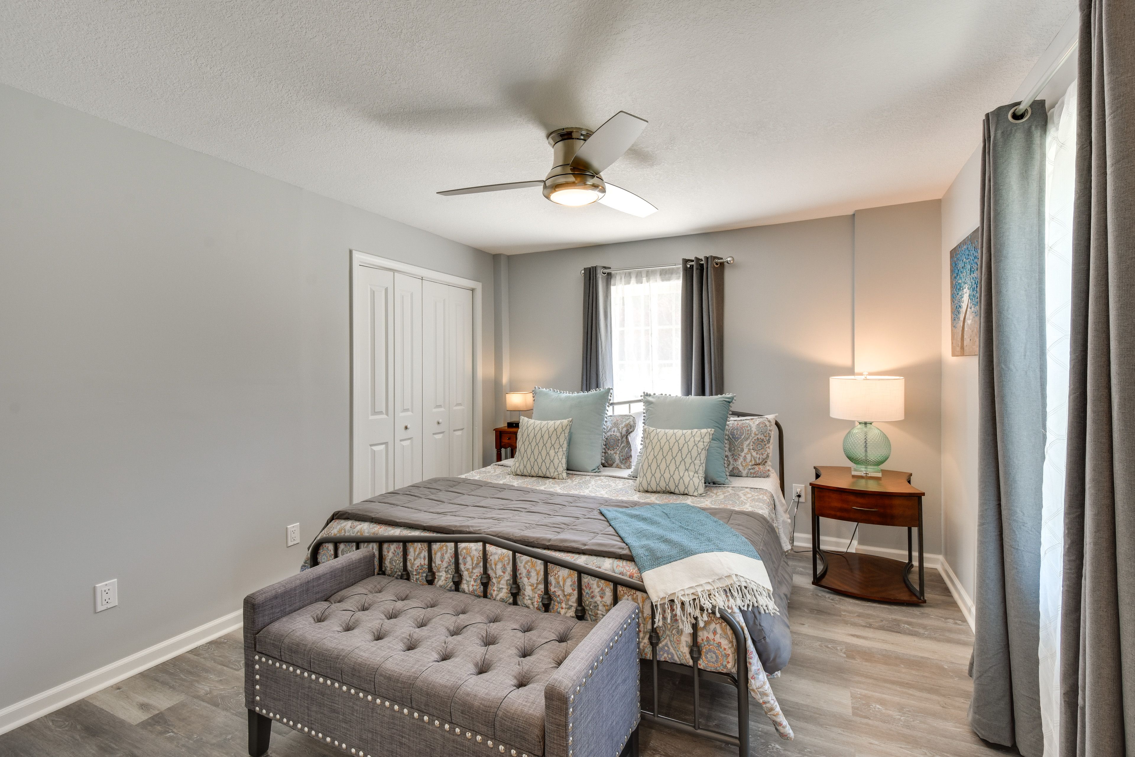 Bedroom Suite | King Bed | Linens Provided