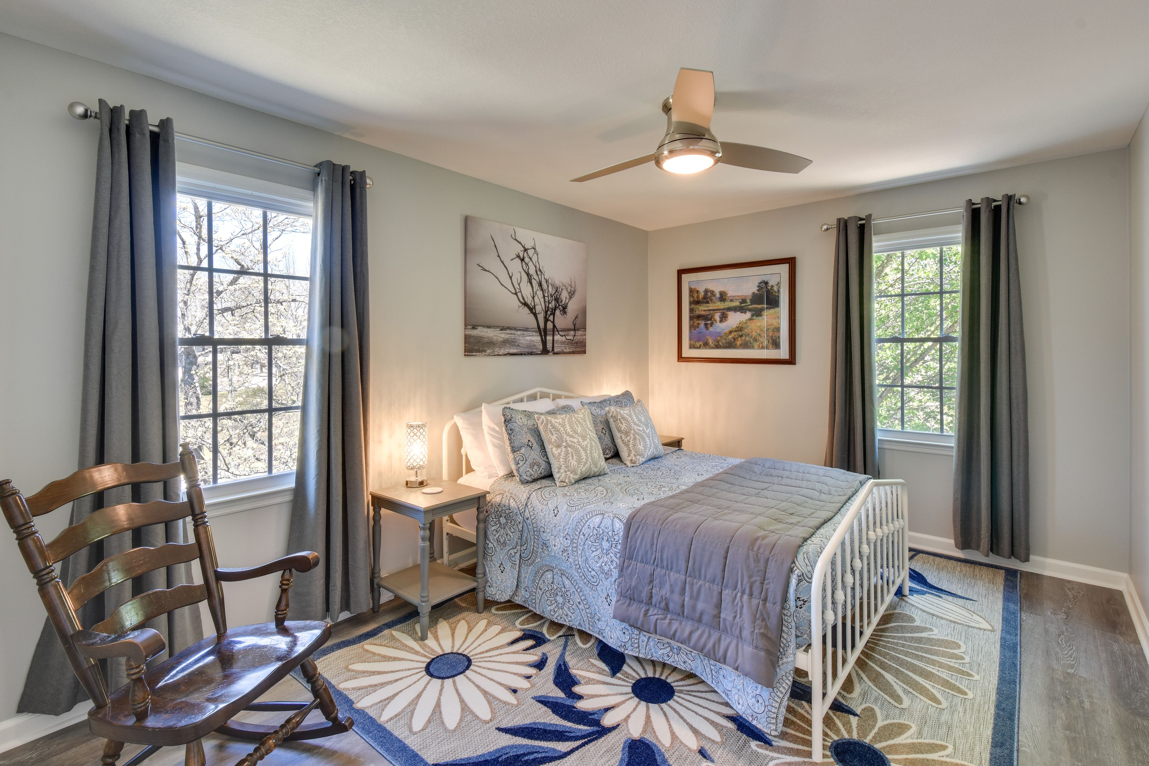 Bedroom 3 | Queen Bed