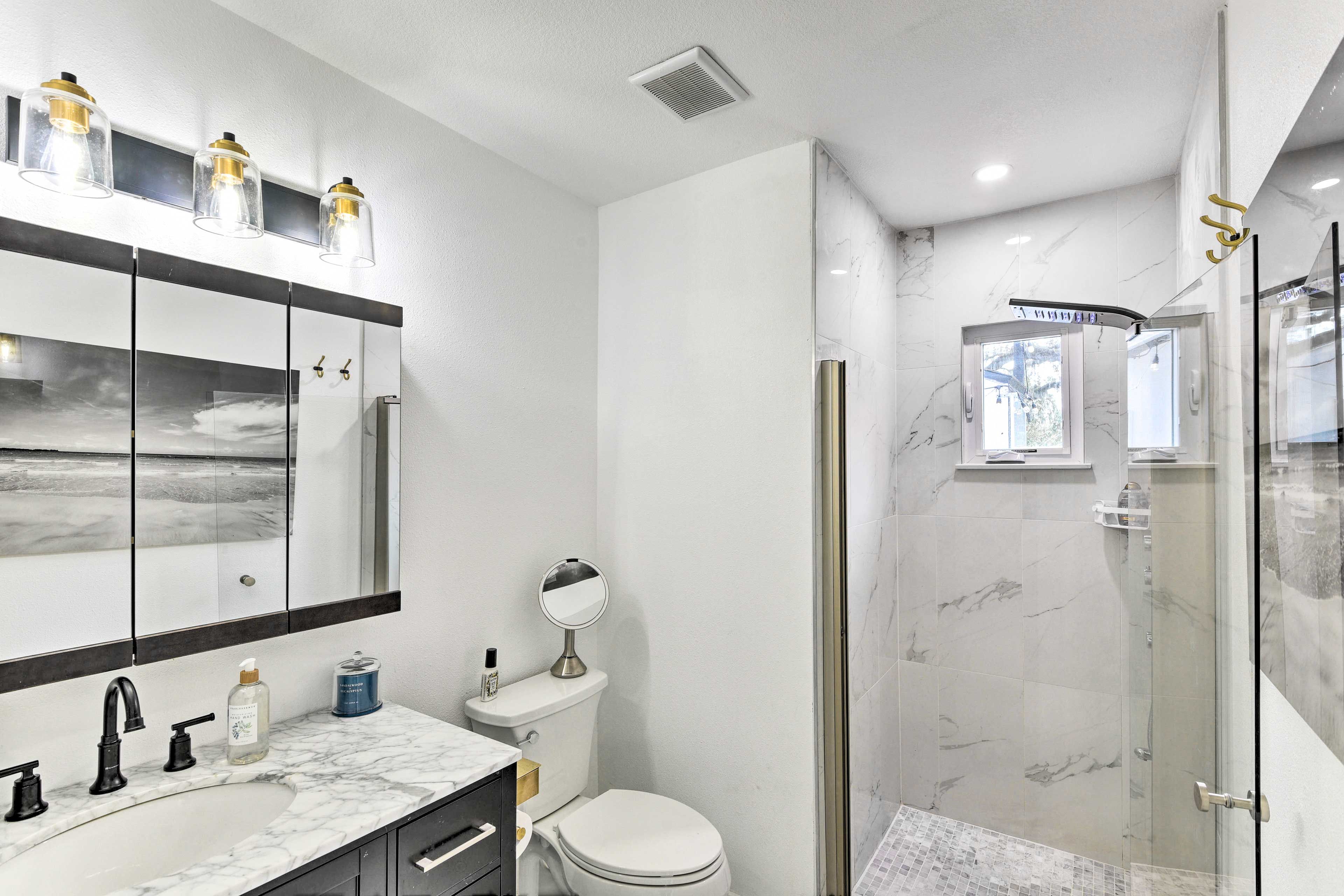 Full Bathroom