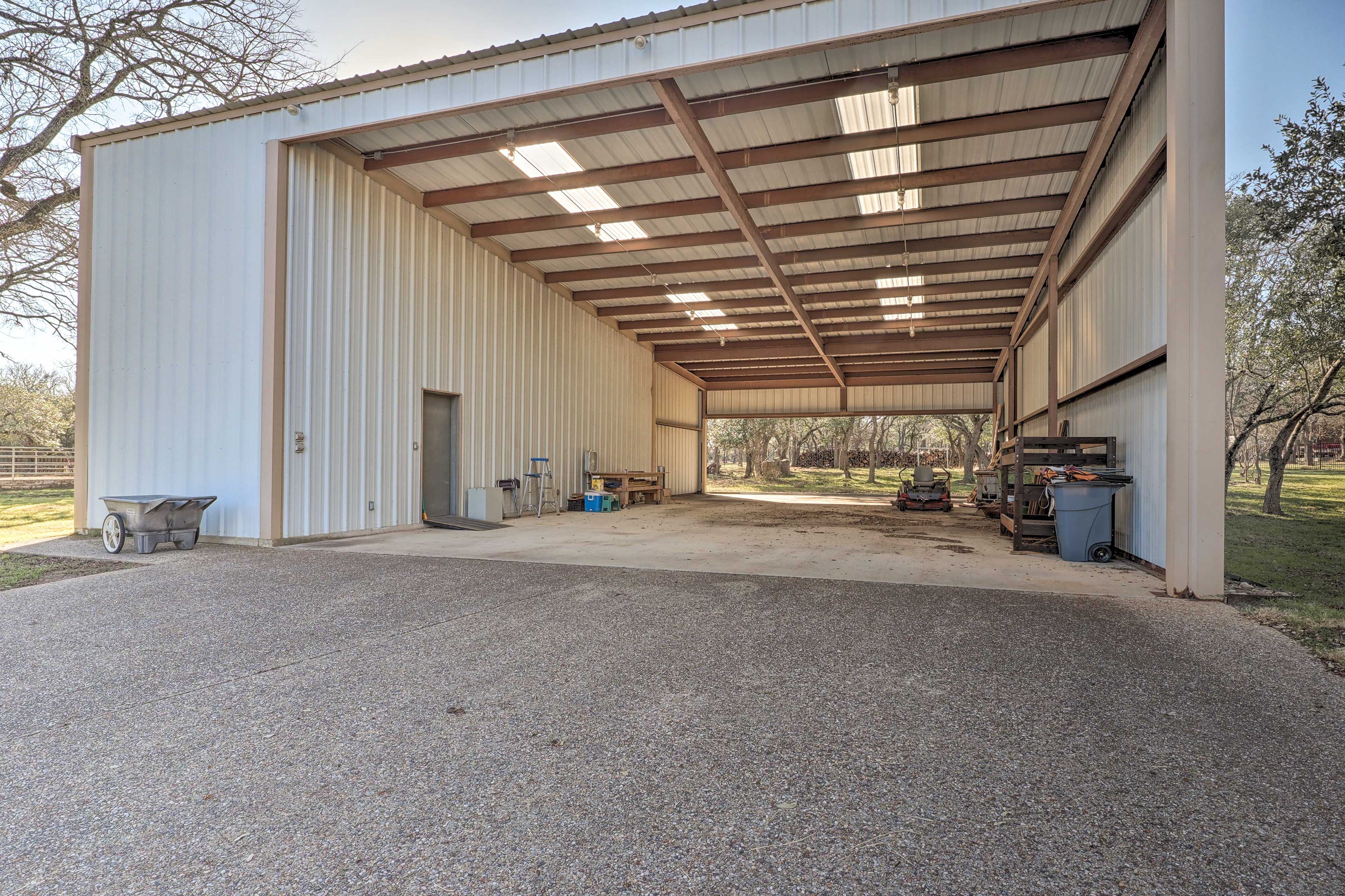 Parking | Garage (2 Vehicles) | Driveway (4 Vehicles)