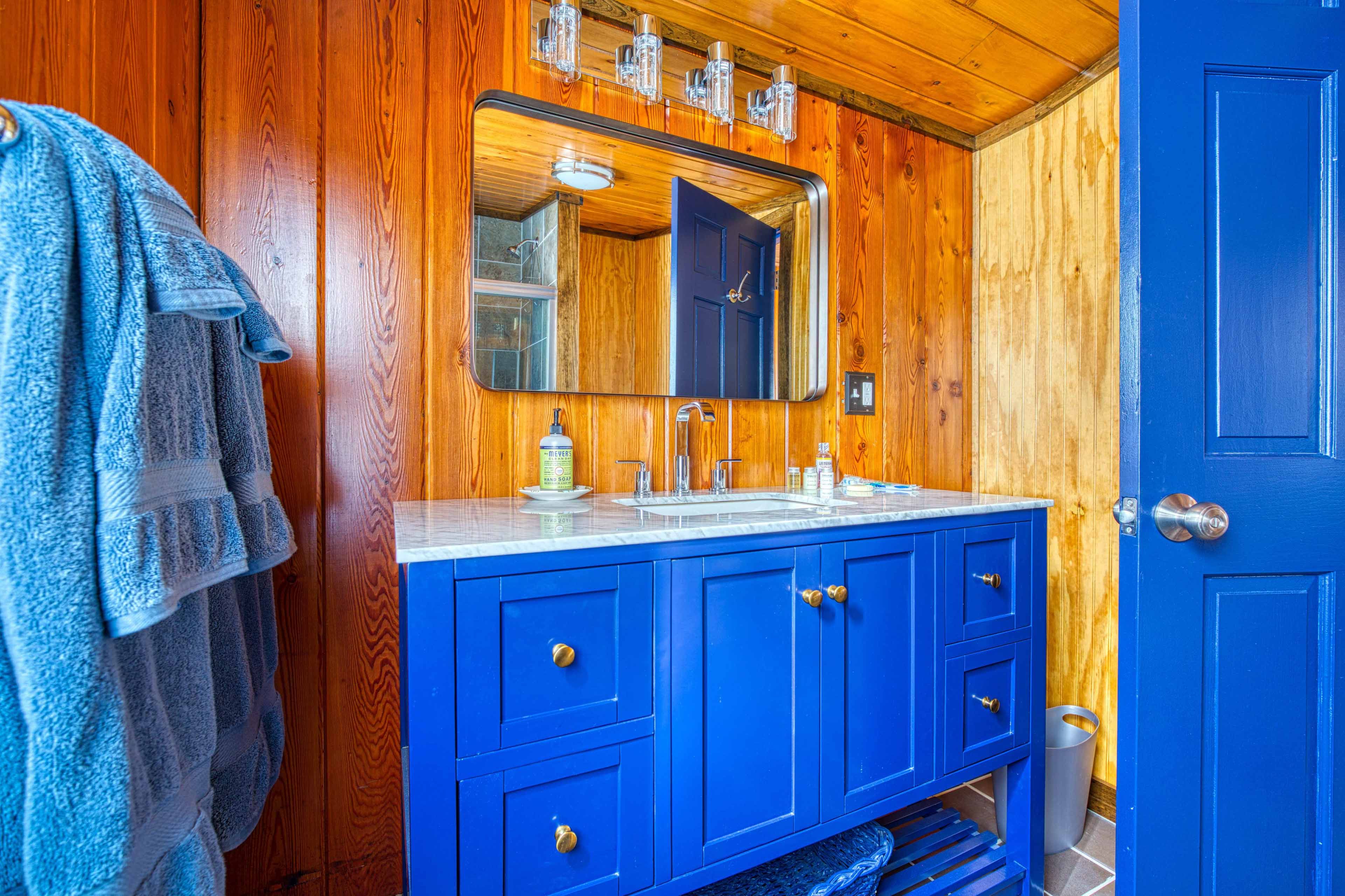 En-Suite Bathroom | Complimentary Toiletries