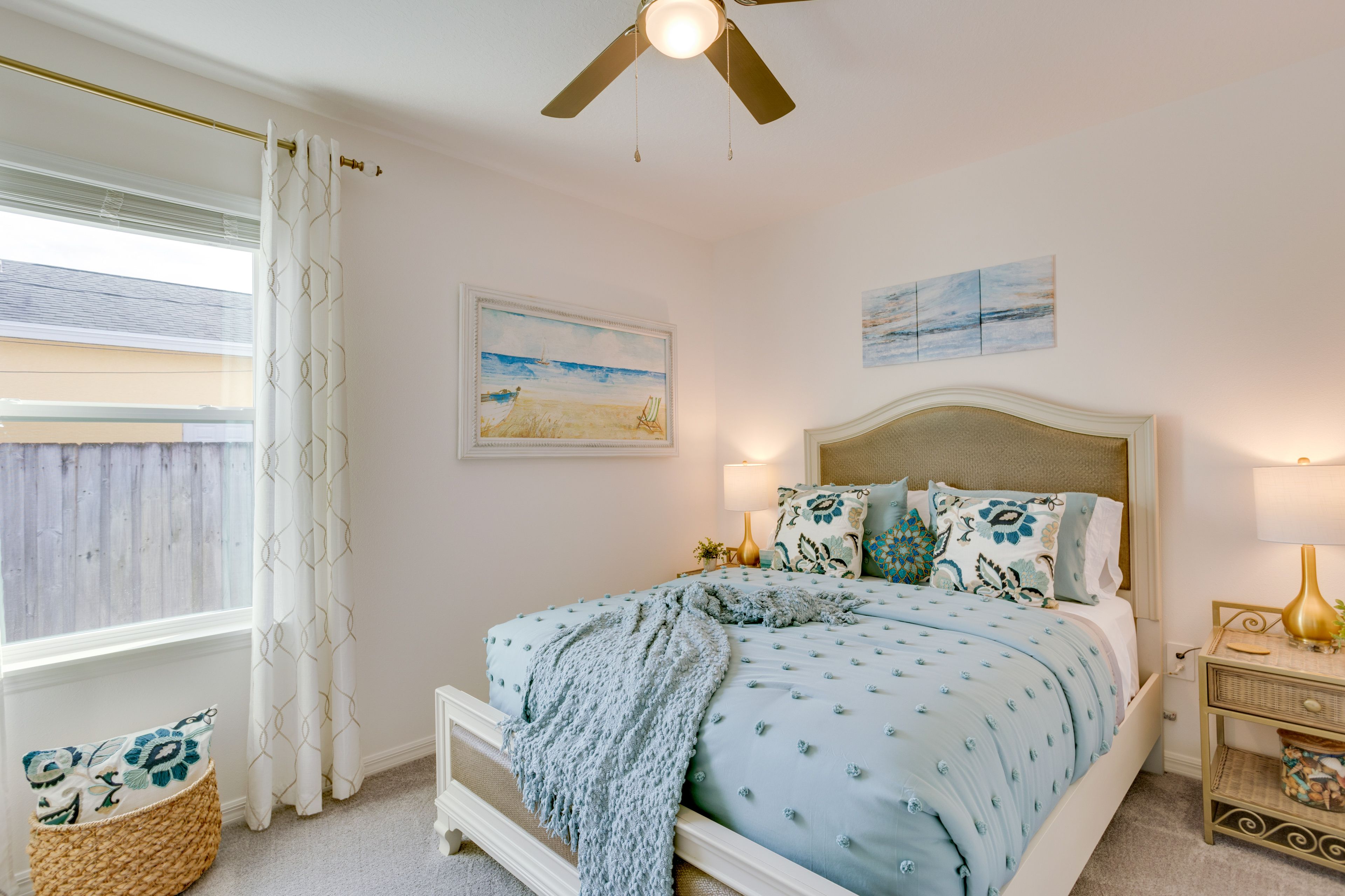 Bedroom 3 | Queen Bed