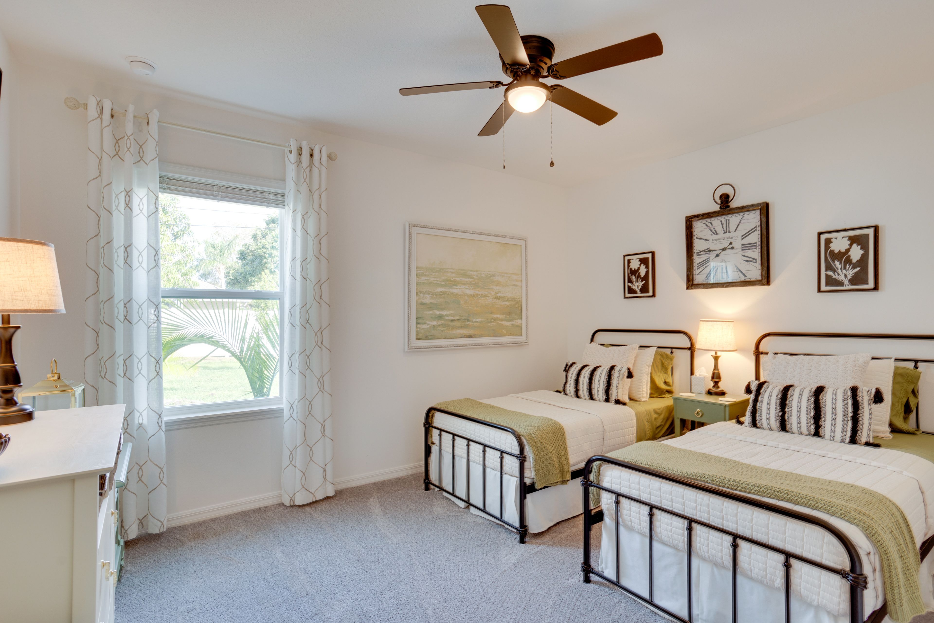 Bedroom 4 | 2 Twin Beds