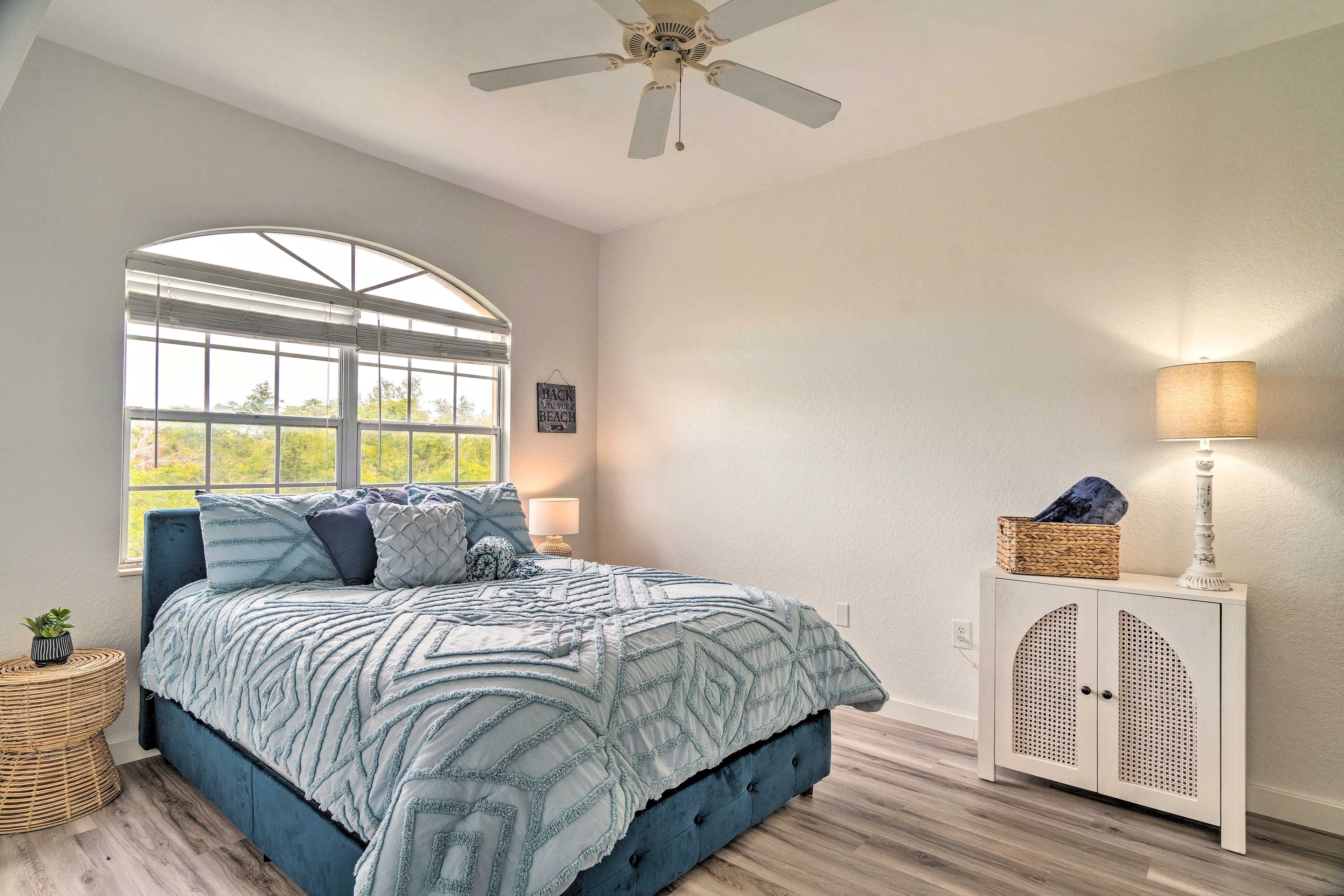 Bedroom 2 | Queen Bed | Walk-In Closet | En-Suite Bathroom