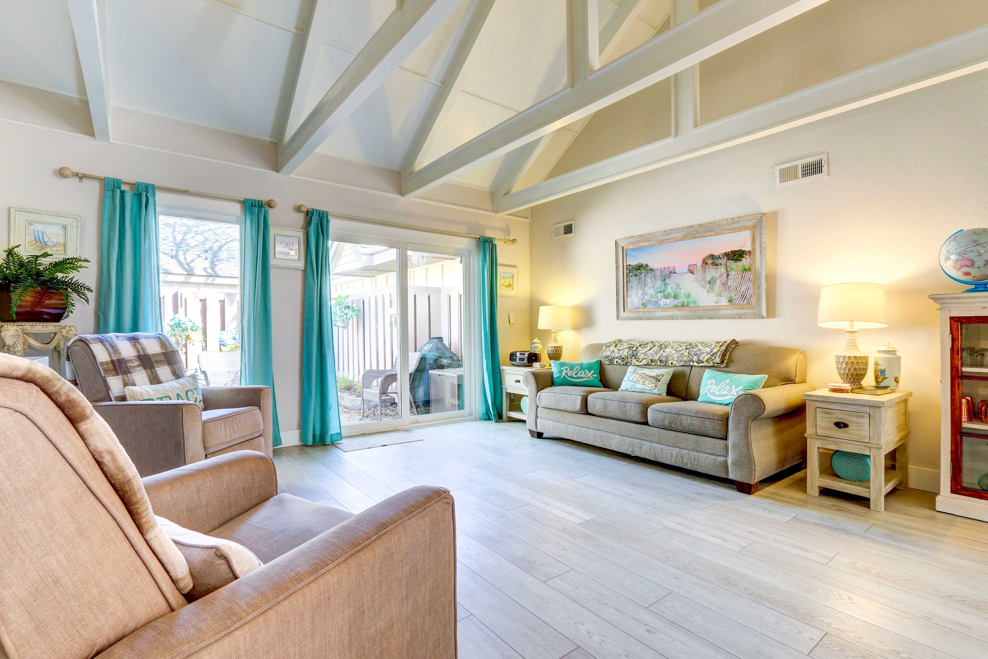 Living Room | Sleeper Sofa