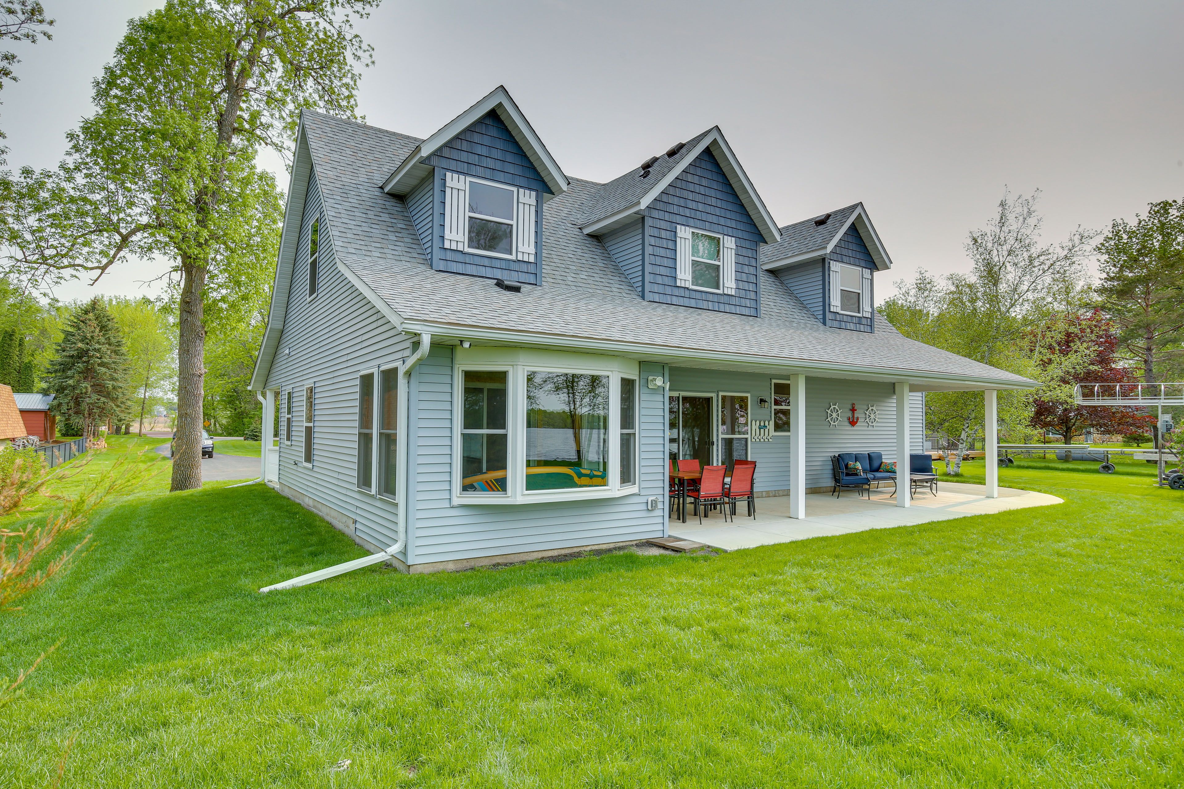 Waterville Vacation Rental | 4BR | 2.5BA | 2,000 Sq Ft | Stairs Required