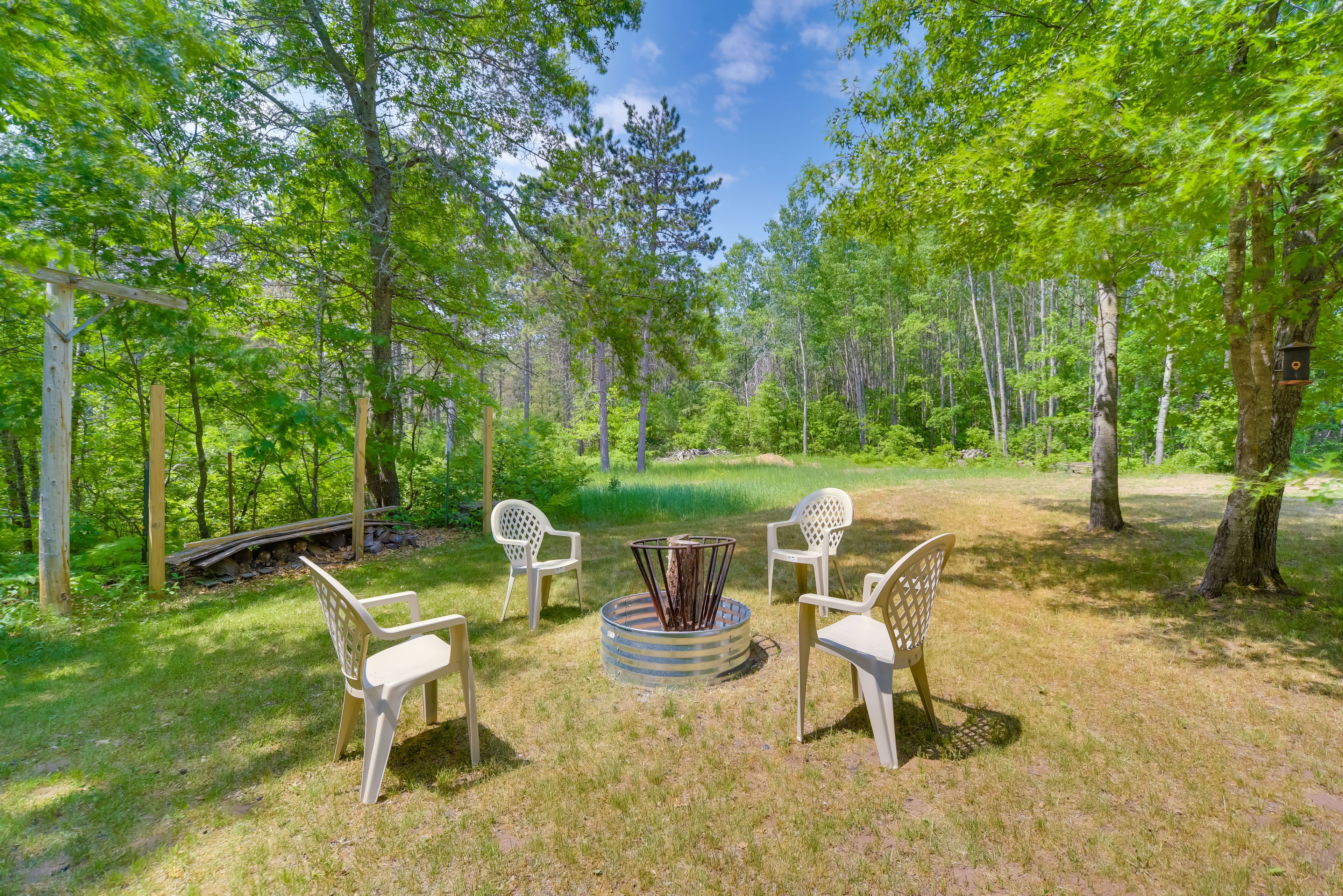 Danbury Vacation Rental | 2BR | 1BA | 760 Sq Ft | 2 Steps Required to Access