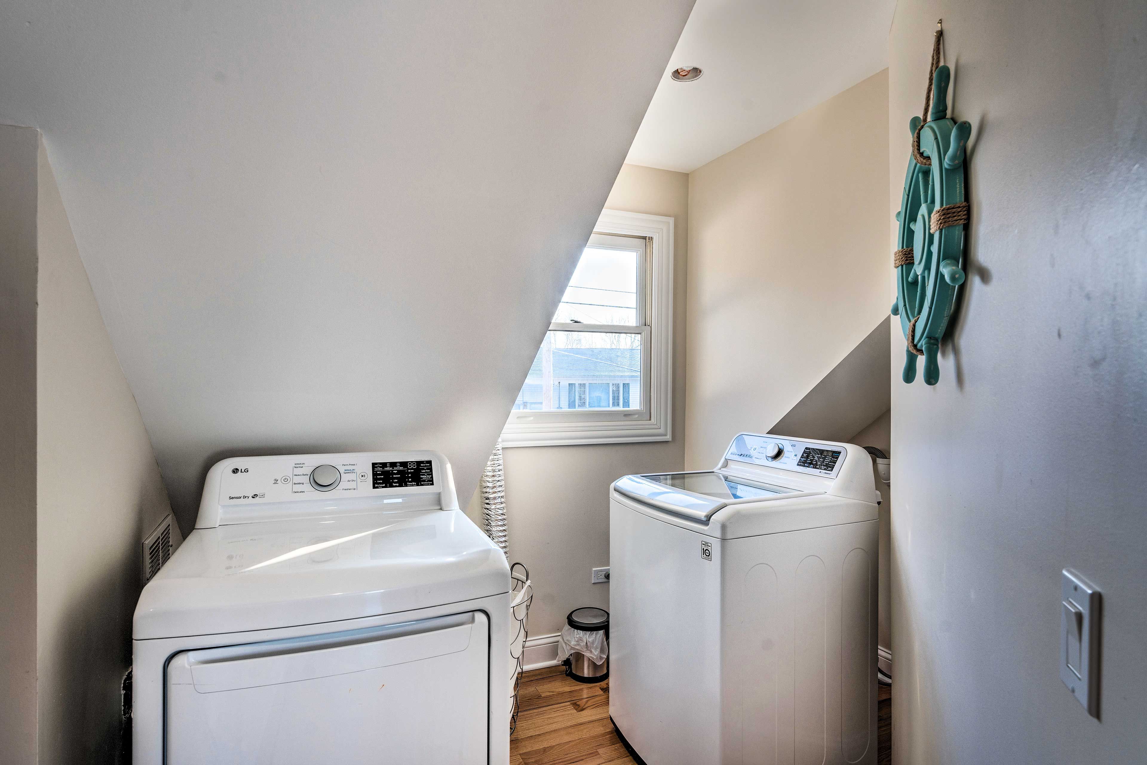 Laundry Area | Washer/Dryer | Hangers | Iron/Board | Trash Bags/Paper Towels
