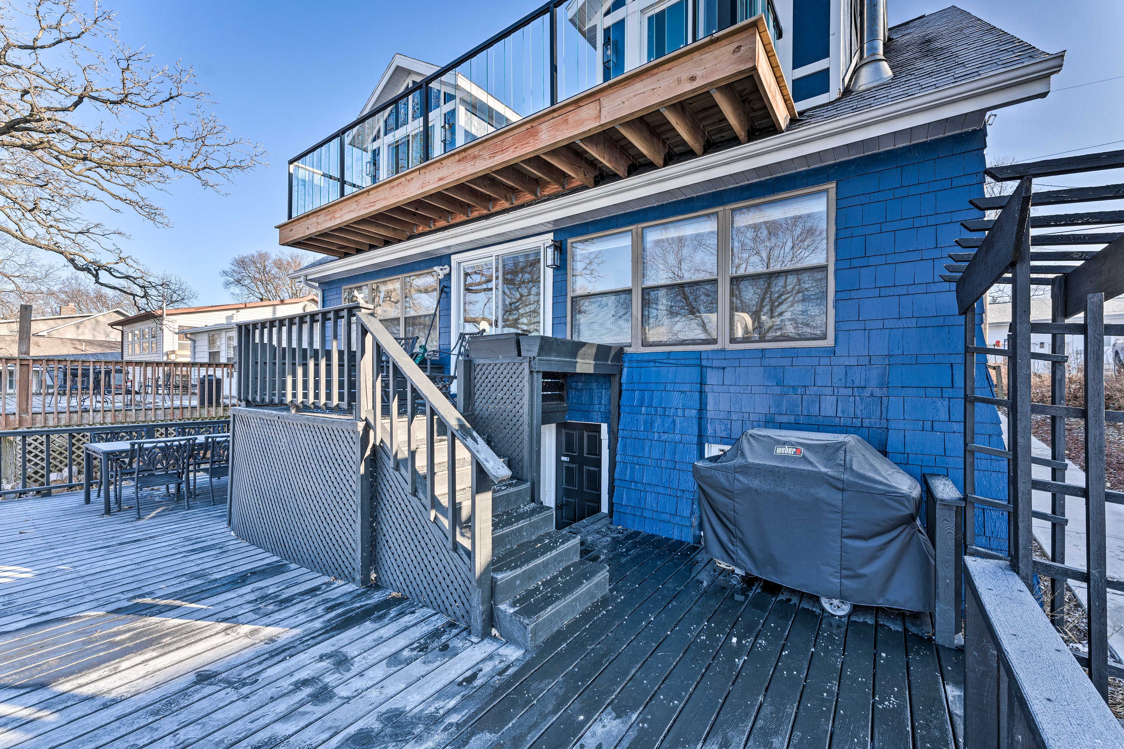 Deck | Gas Grill