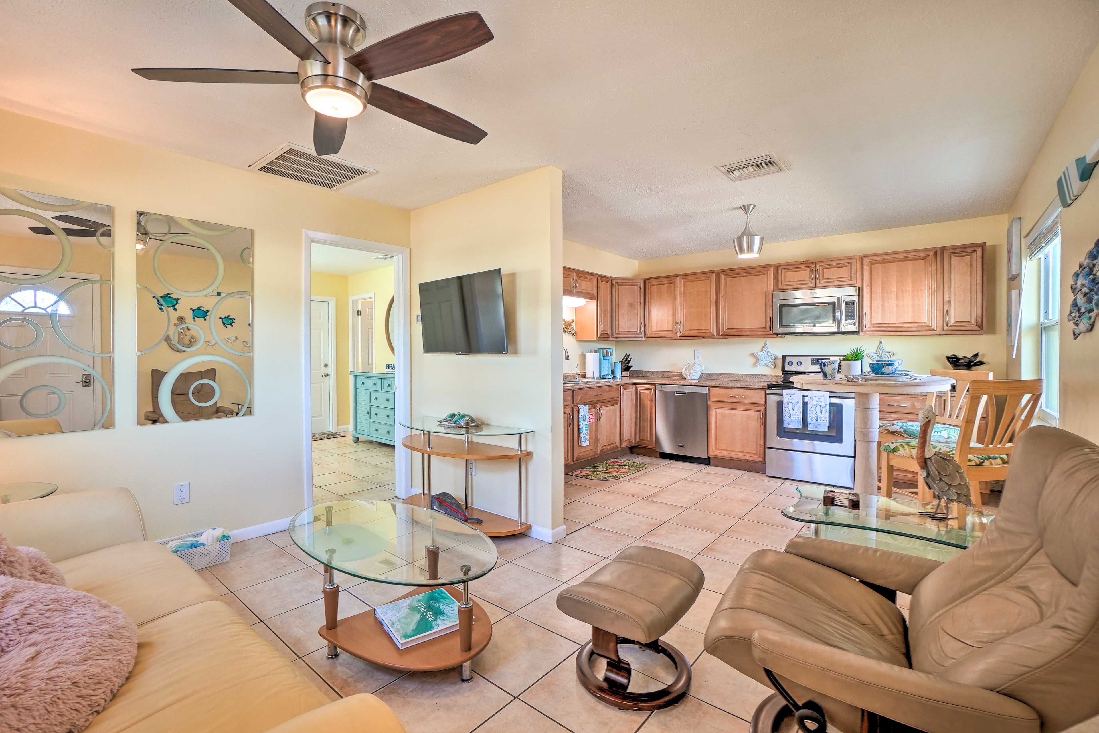 Living Room | Smart TV