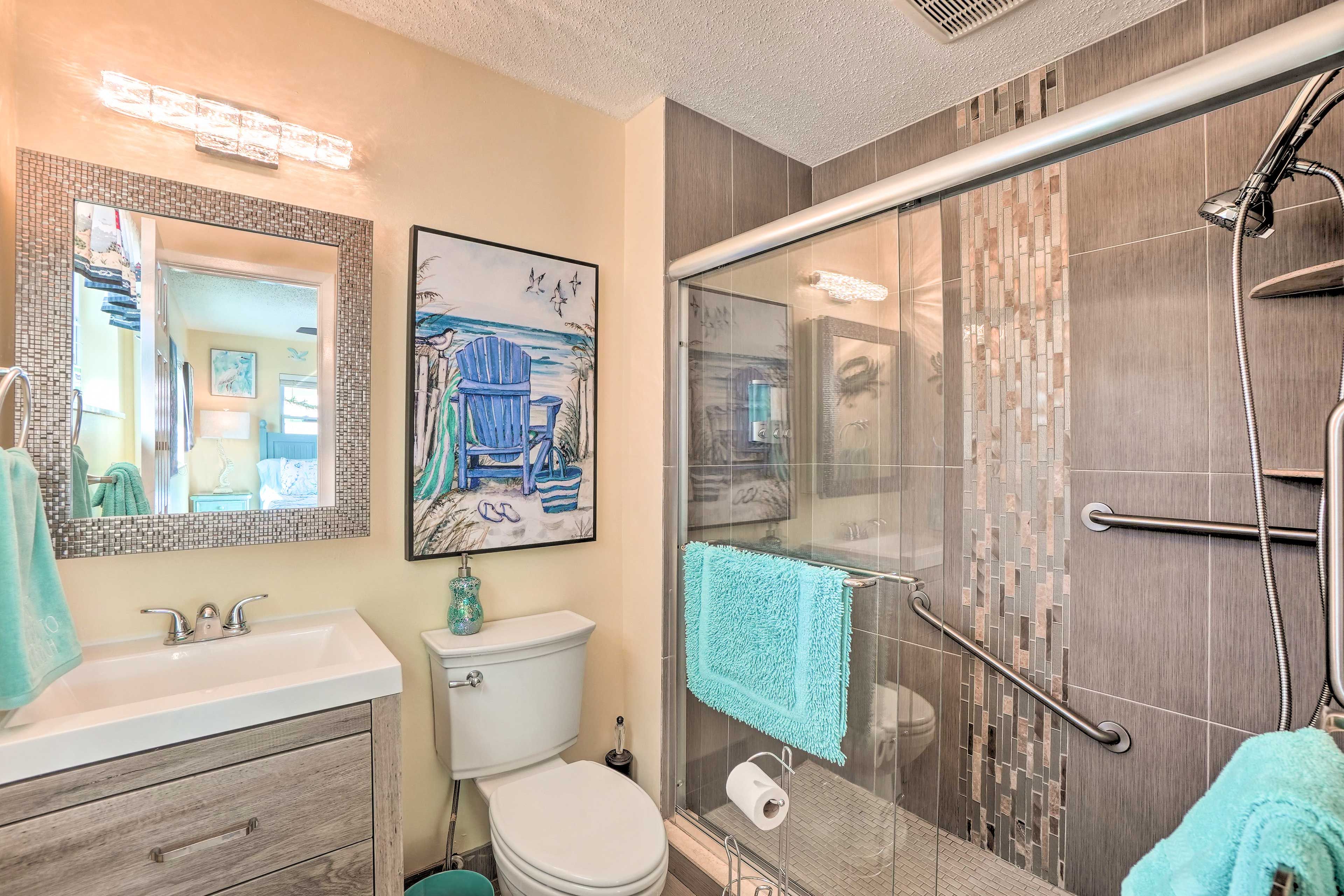 En-Suite Bathroom | Hair Dryer | Complimentary Toiletries