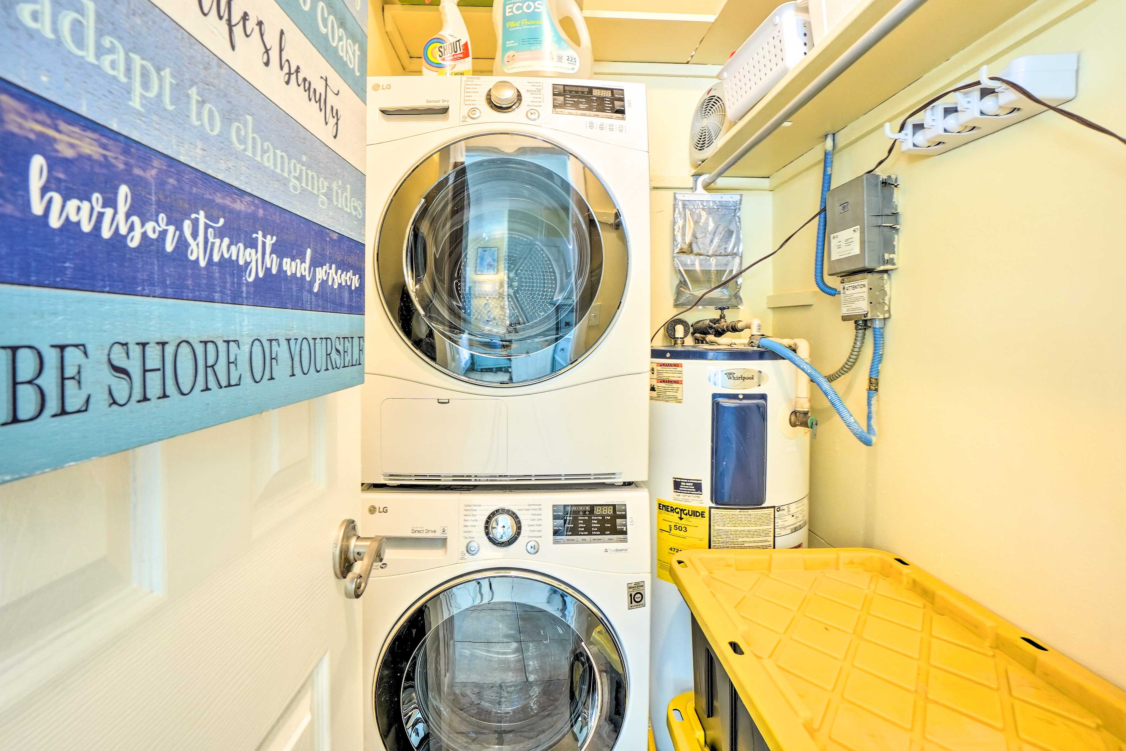 Washer & Dryer | Linens Provided