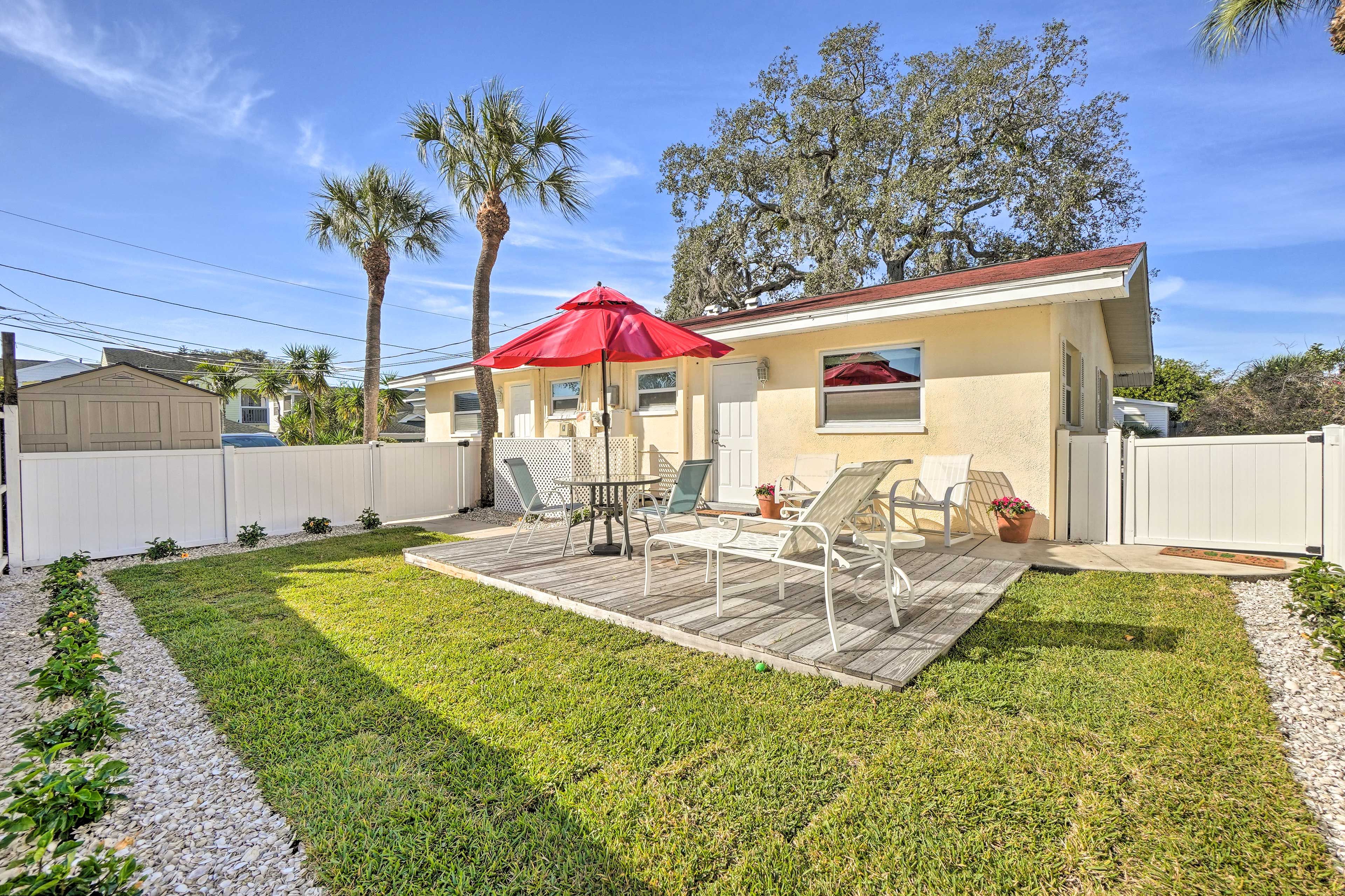 Dunedin Vacation Rental | 1BR | 1BA | 1 Step Required | 1,150 Sq Ft