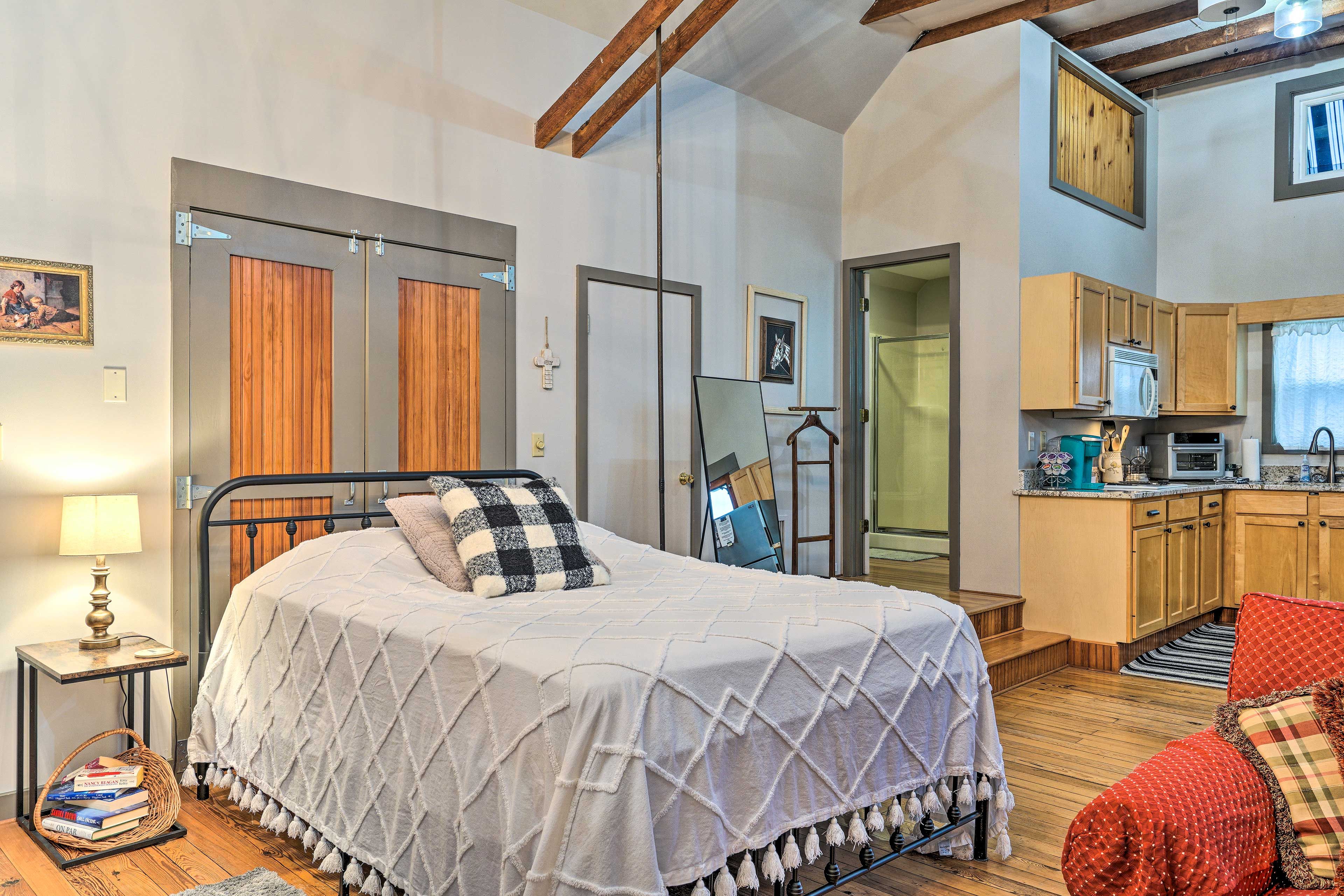 Sleeping Area | Queen Bed | Full Murphy Bed (Behind Queen Bed)