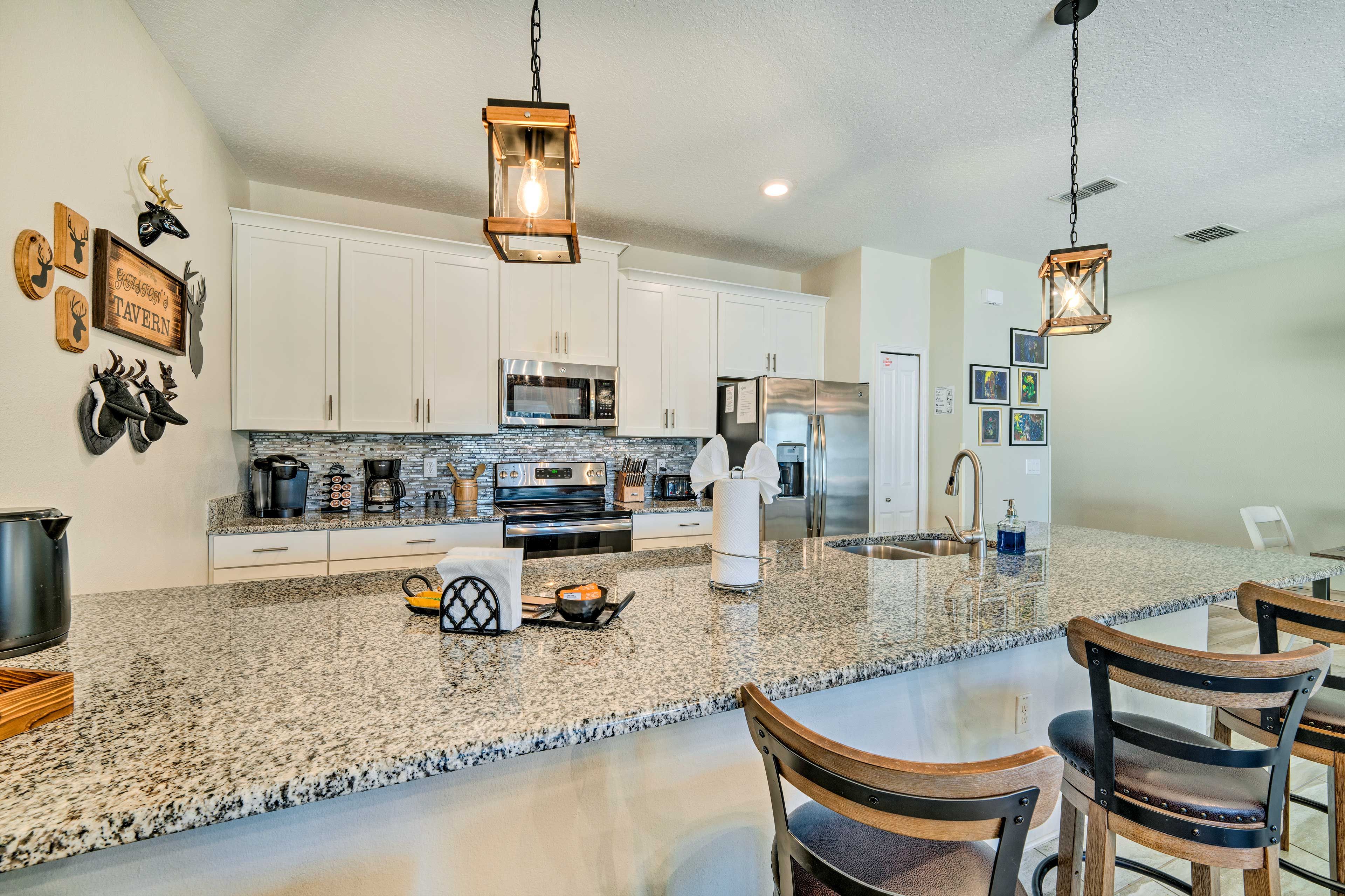 Kitchen | 1st Floor | Toaster | Waffle Maker