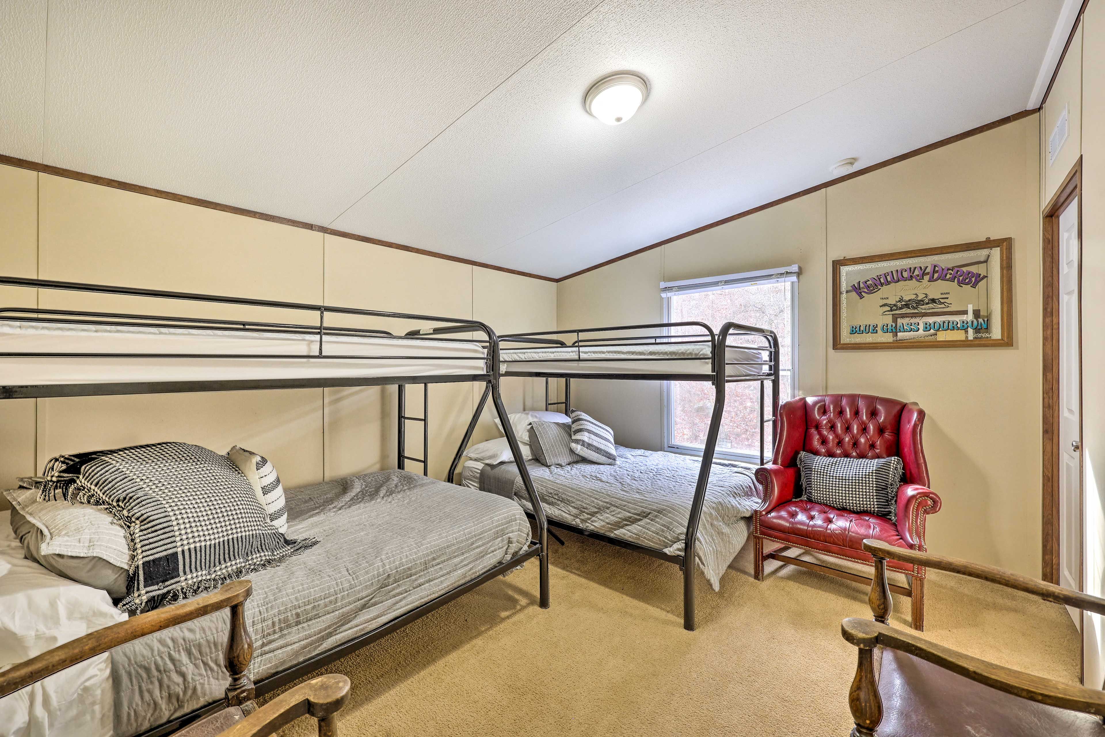 Bedroom 3 | 2 Twin/Full Bunk Beds