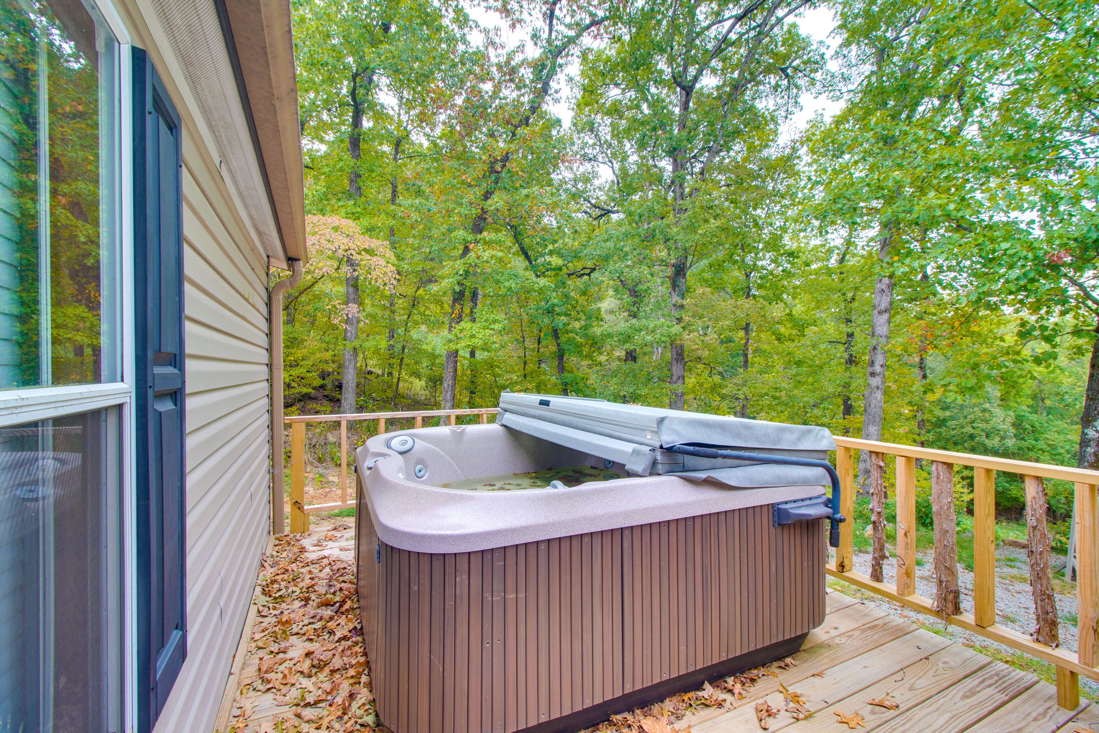 Deck | Private Hot Tub