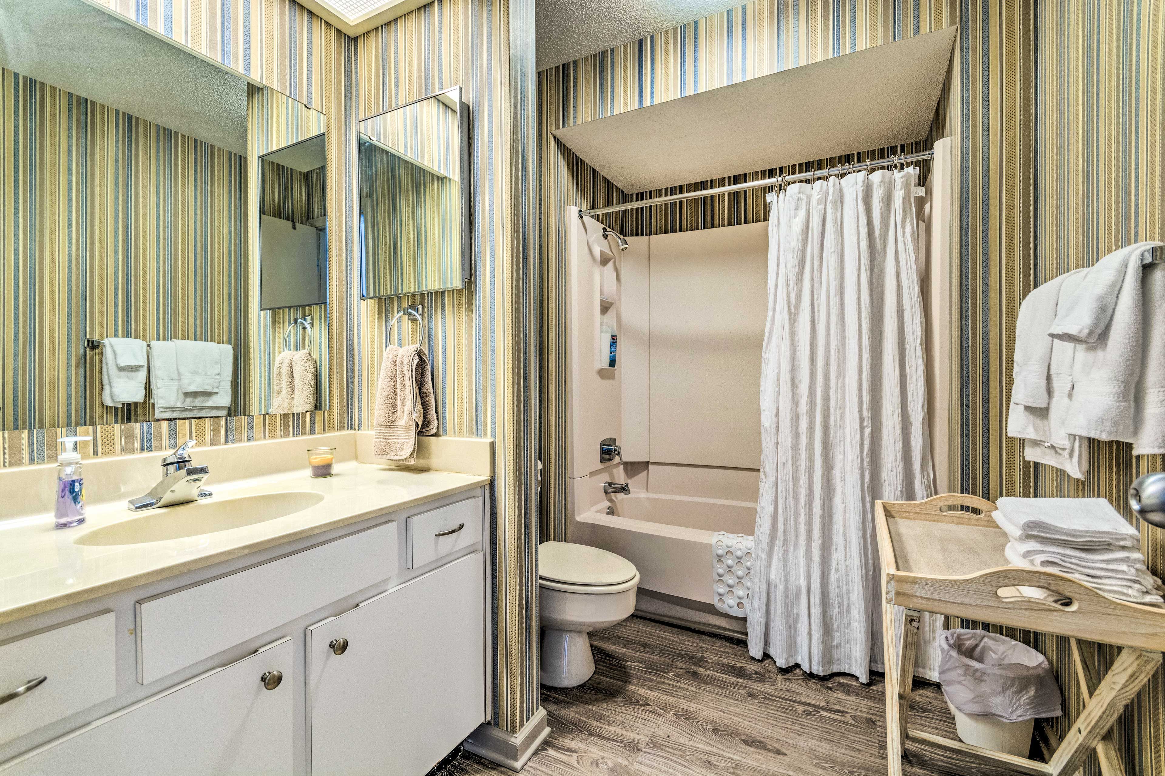 Full Bathroom