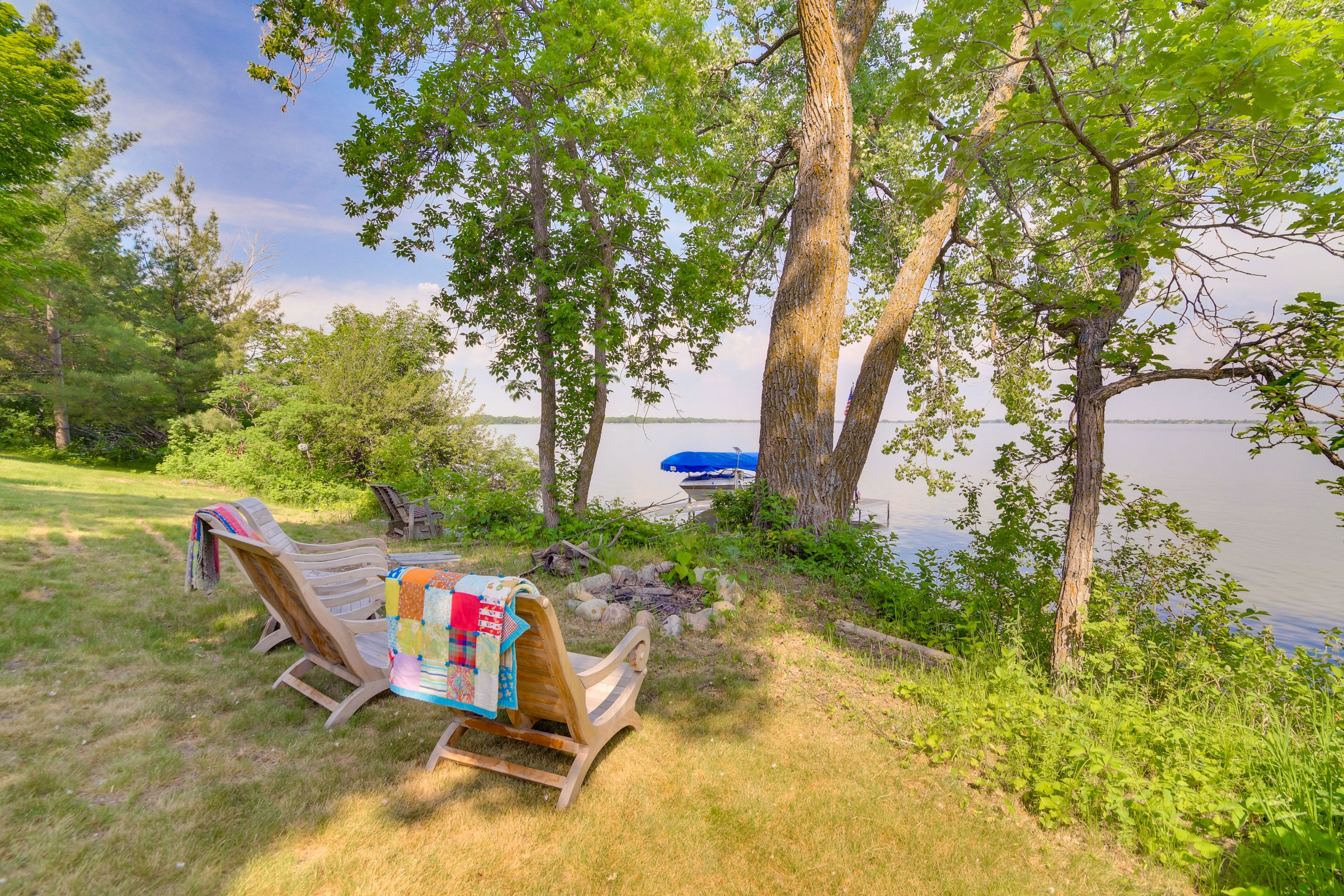 Backyard | Fire Pit | Waterfront