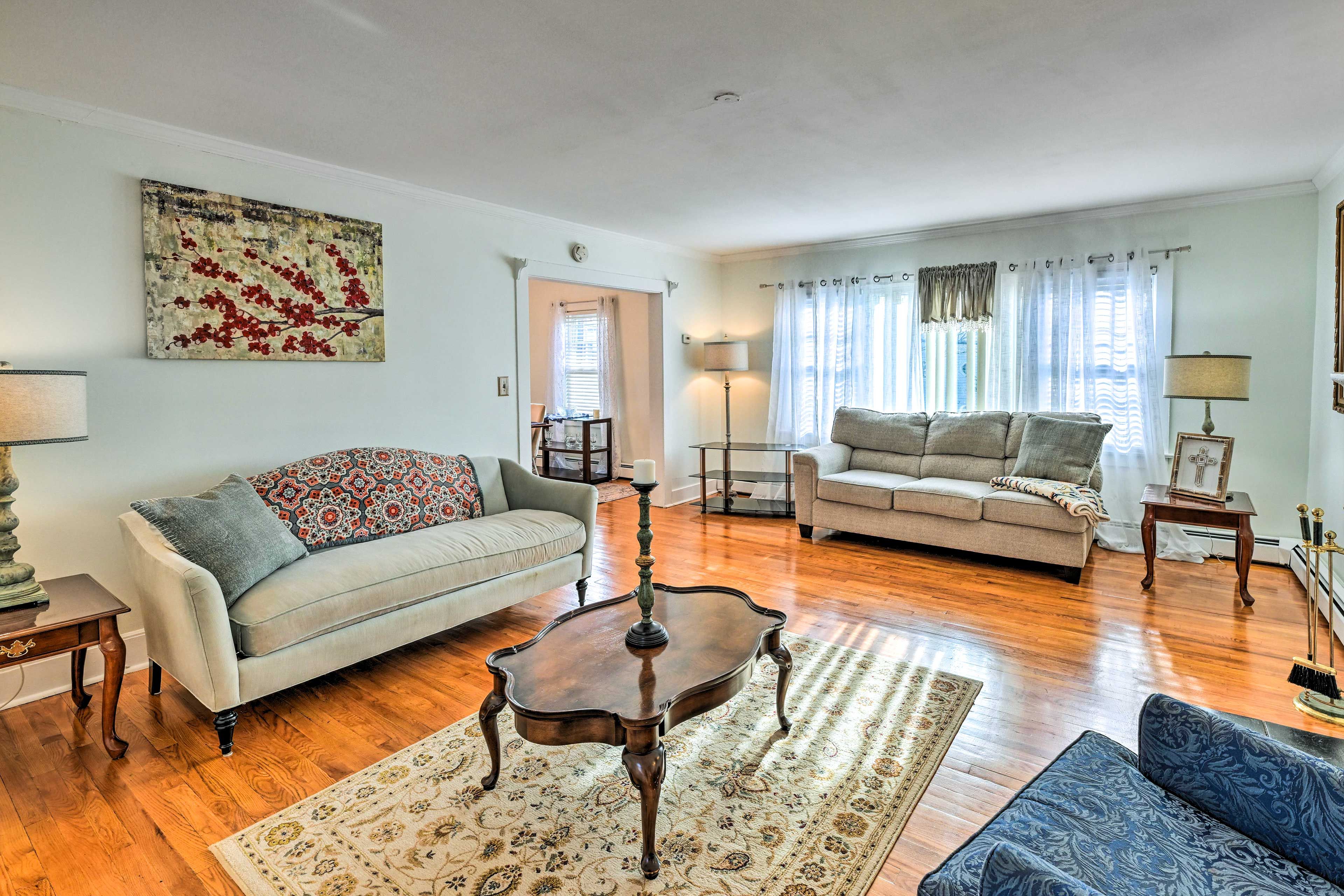 Elmsford Vacation Rental | 3BR | 1BA | 1,600 Sq Ft | Stairs Required to Access