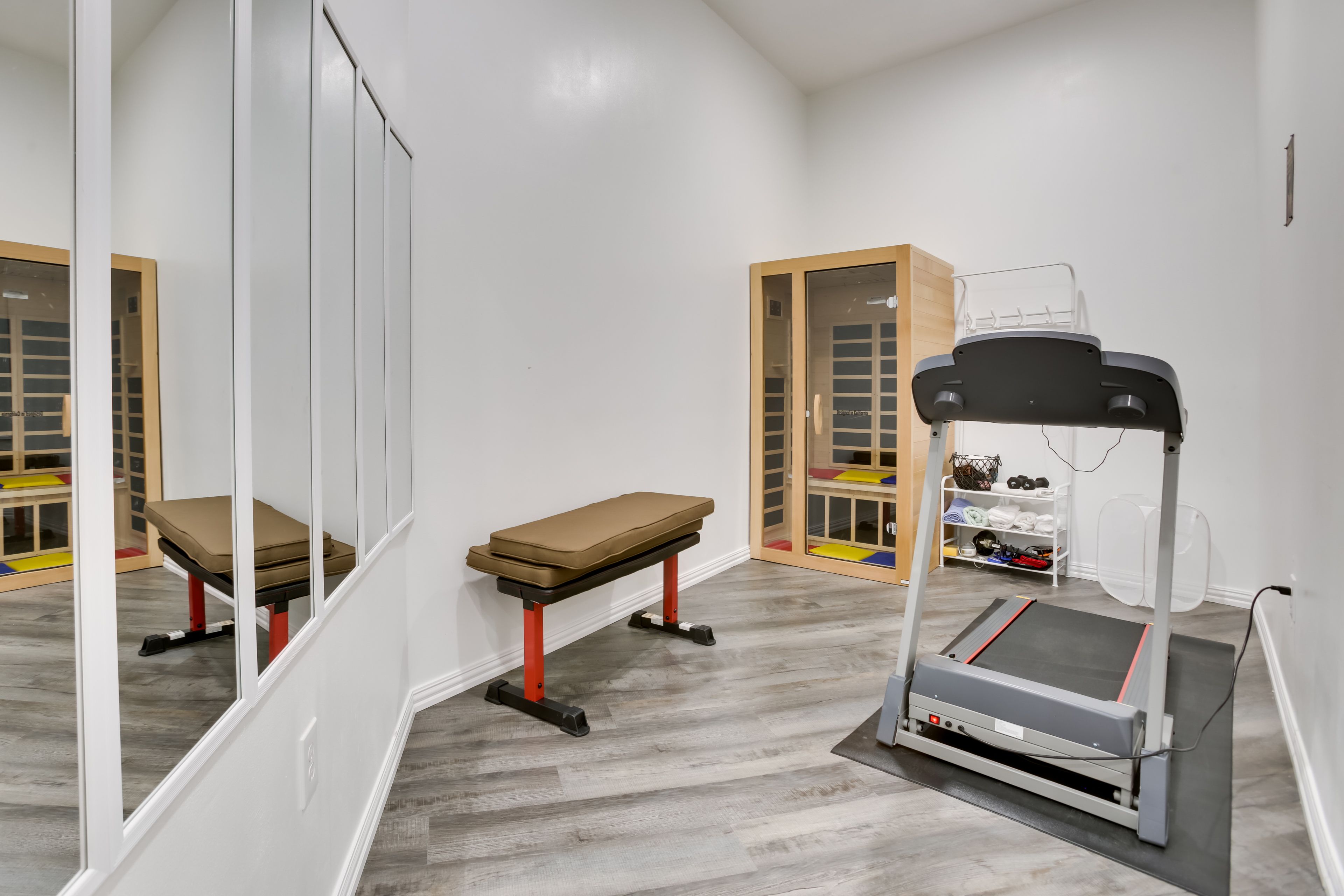 Home Gym | Treadmill | Sauna