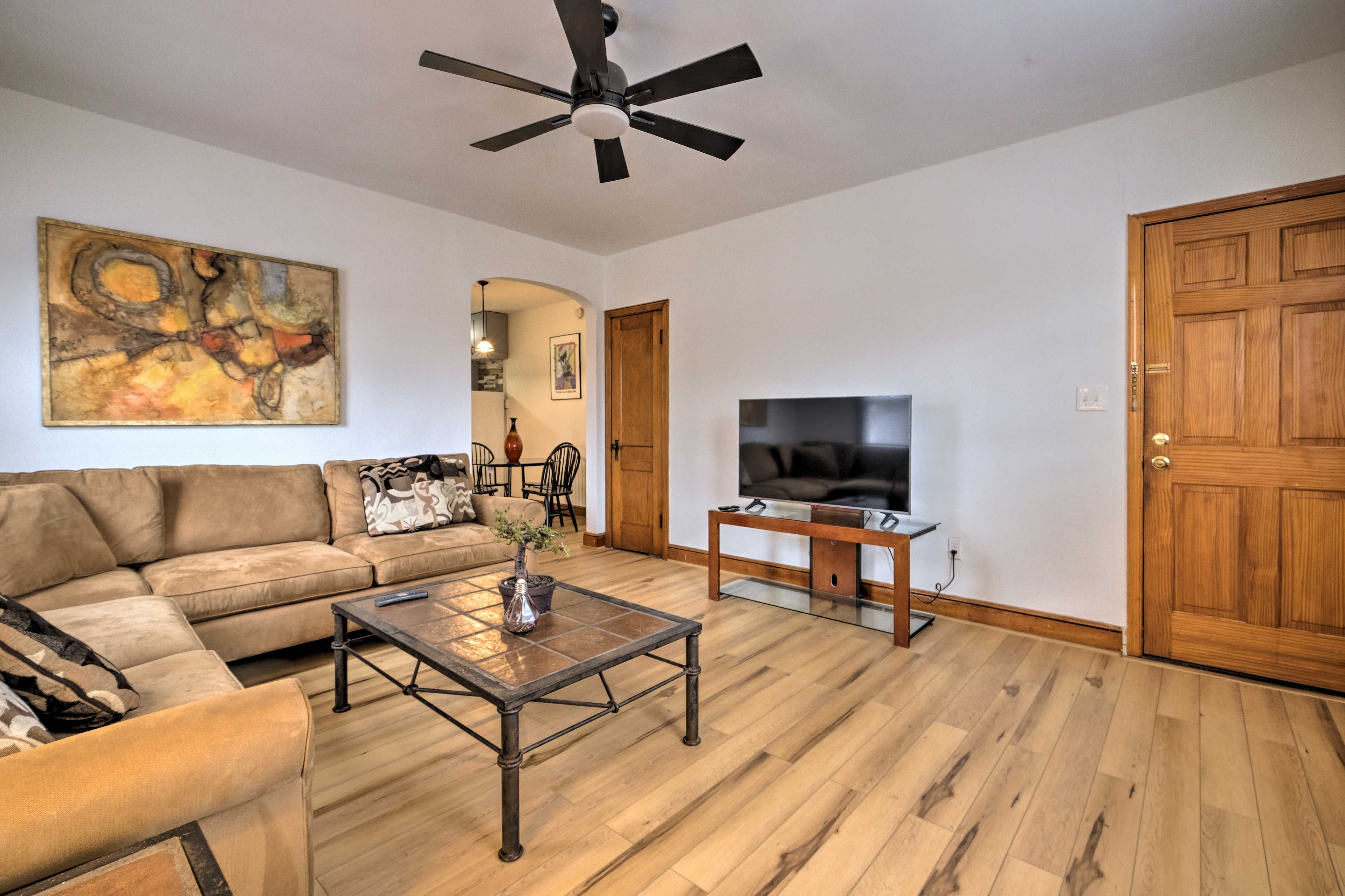 Living Room | Free WiFi | Window A/C Units | Smart TV