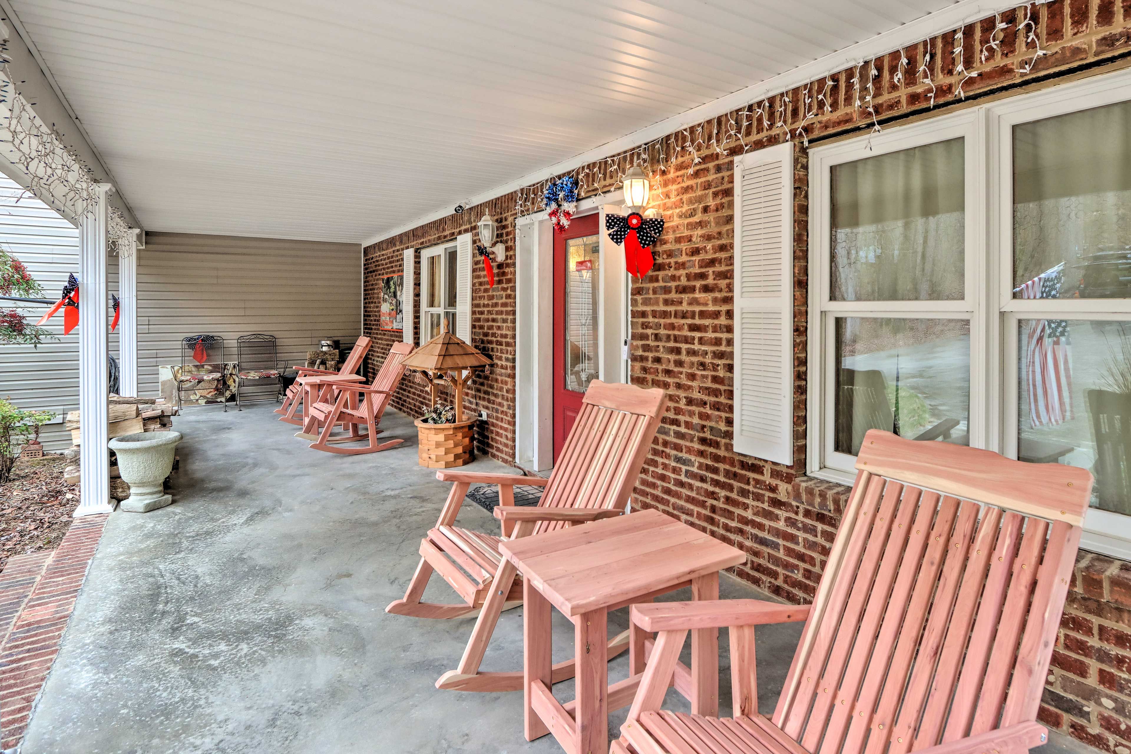 Covered Porch | Keyless Entry | 1 External Security Camera (Facing Out)