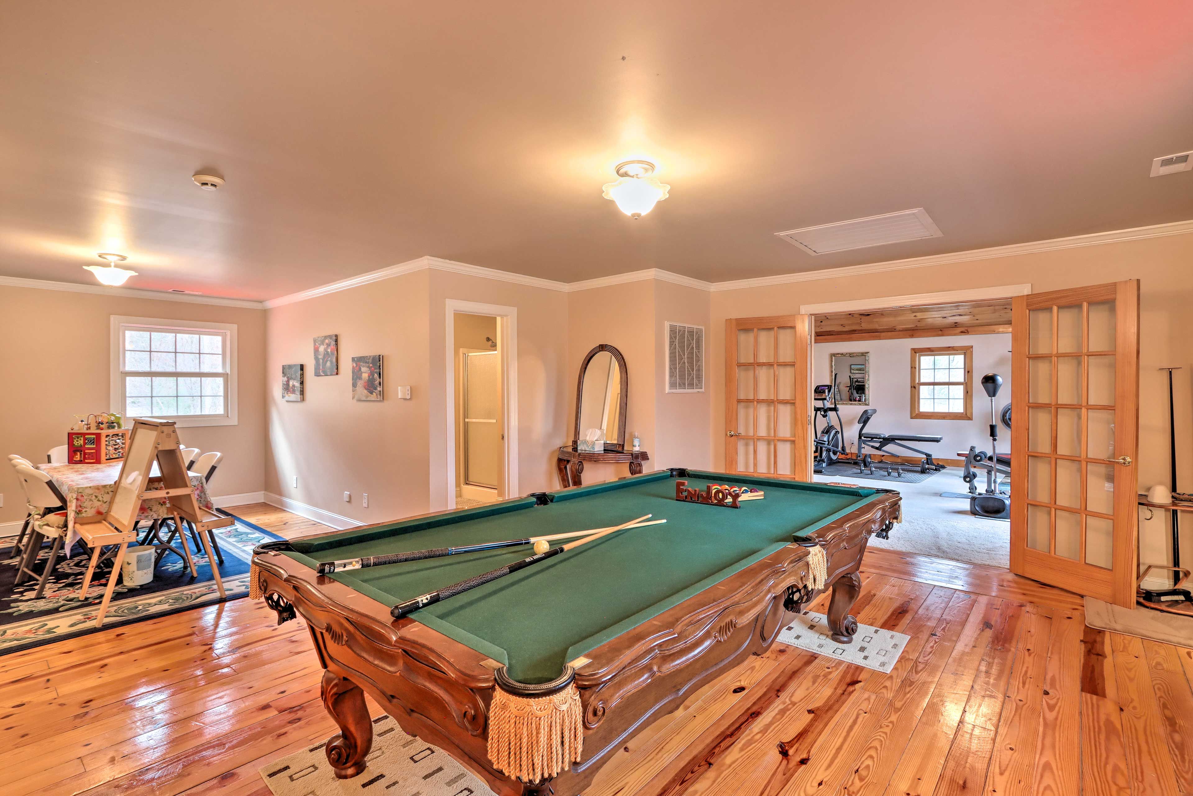 Interior | Central Heating & A/C | Free WiFi