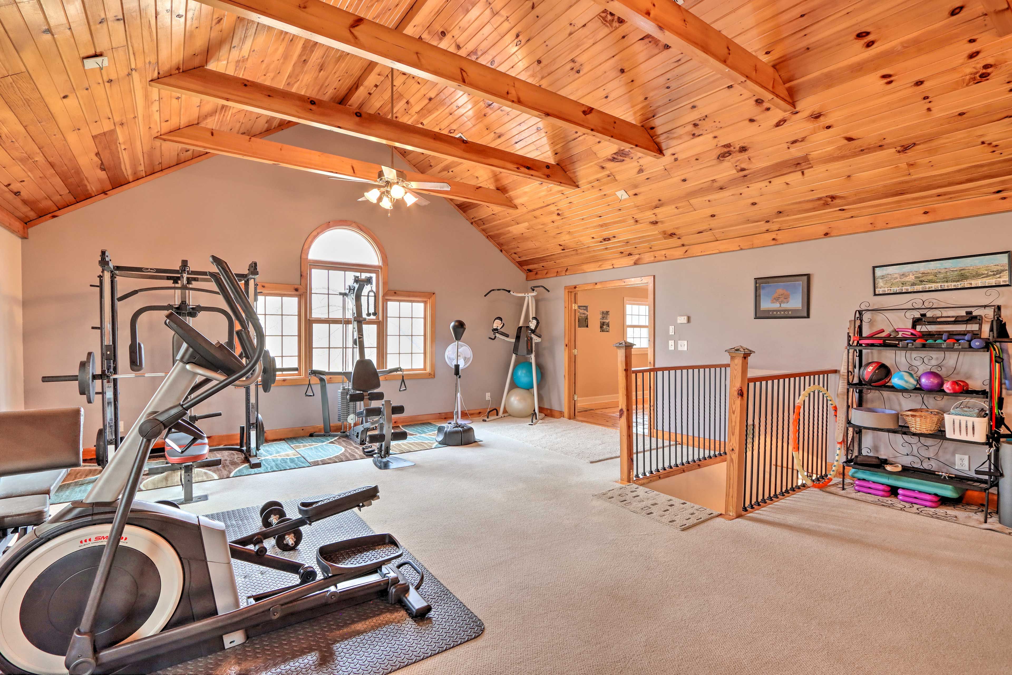 Home Gym | Wet Bar