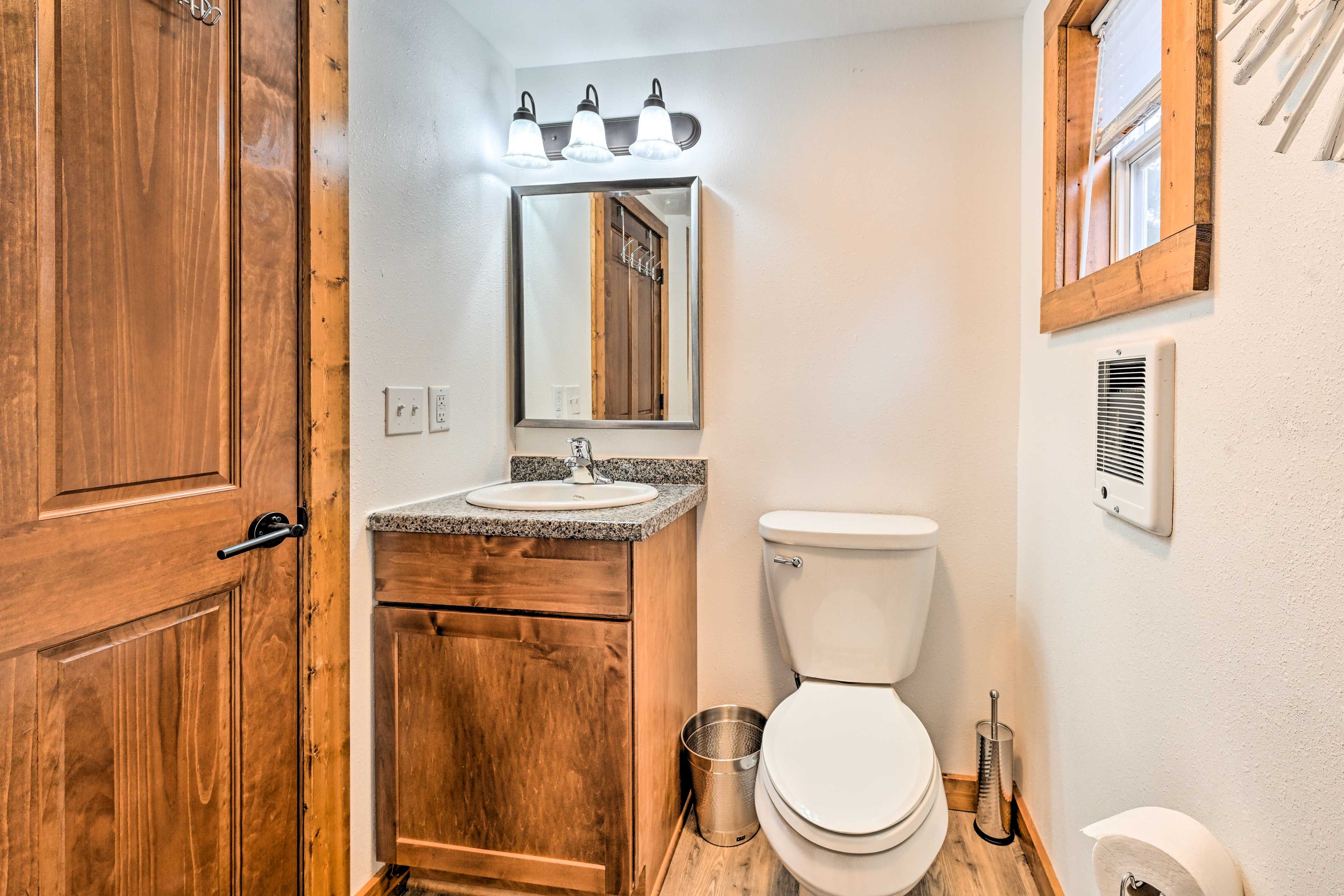 Full Bath | Towels Provided | Hair Dryer
