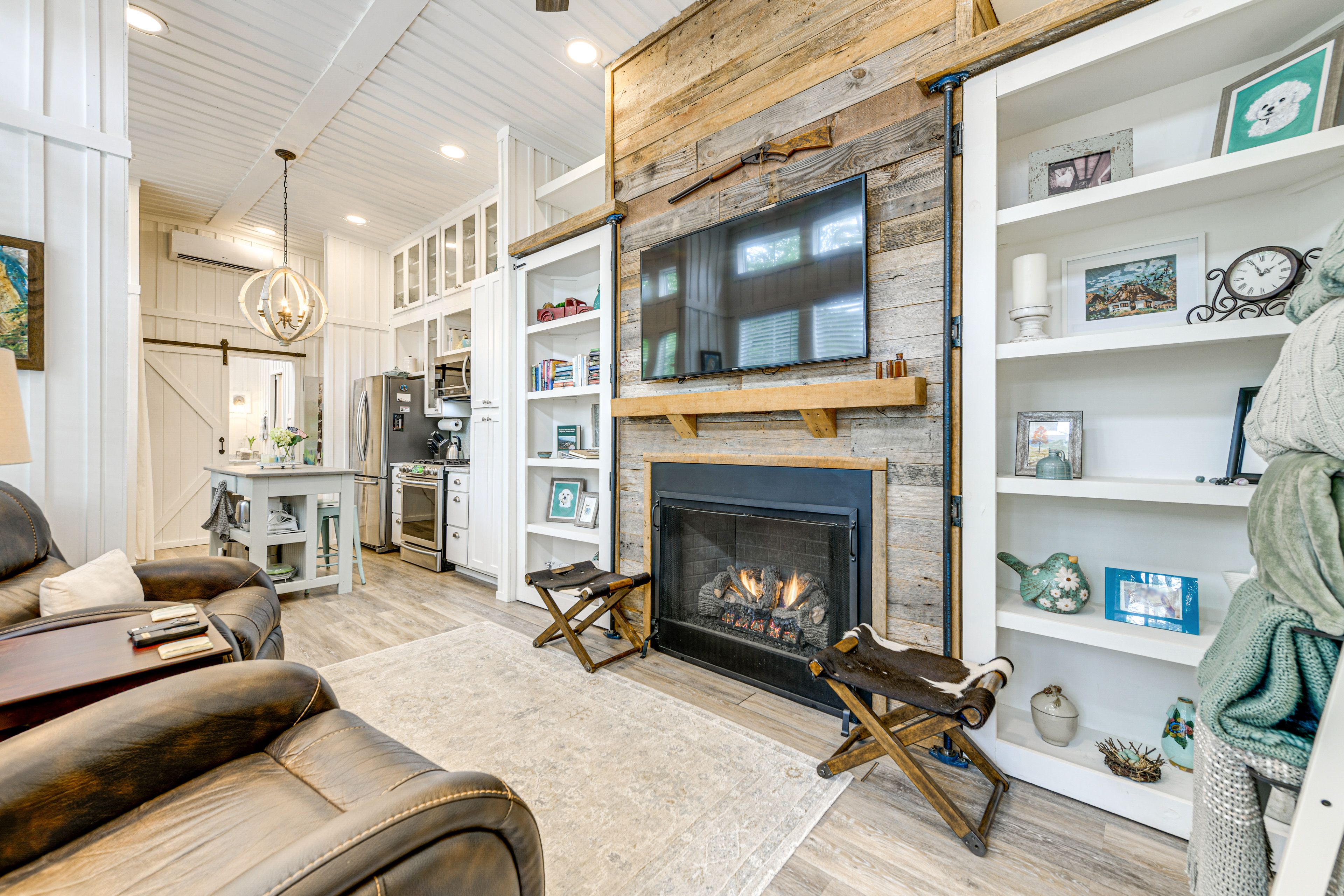 Sitting Room | Smart TV | Electric Fireplace