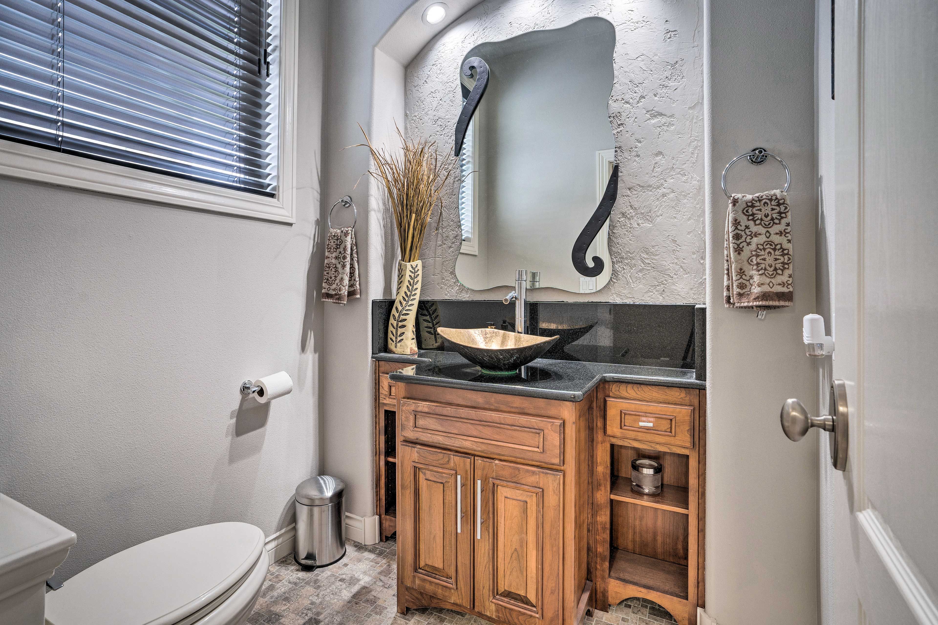 Half Bath | Complimentary Toiletries