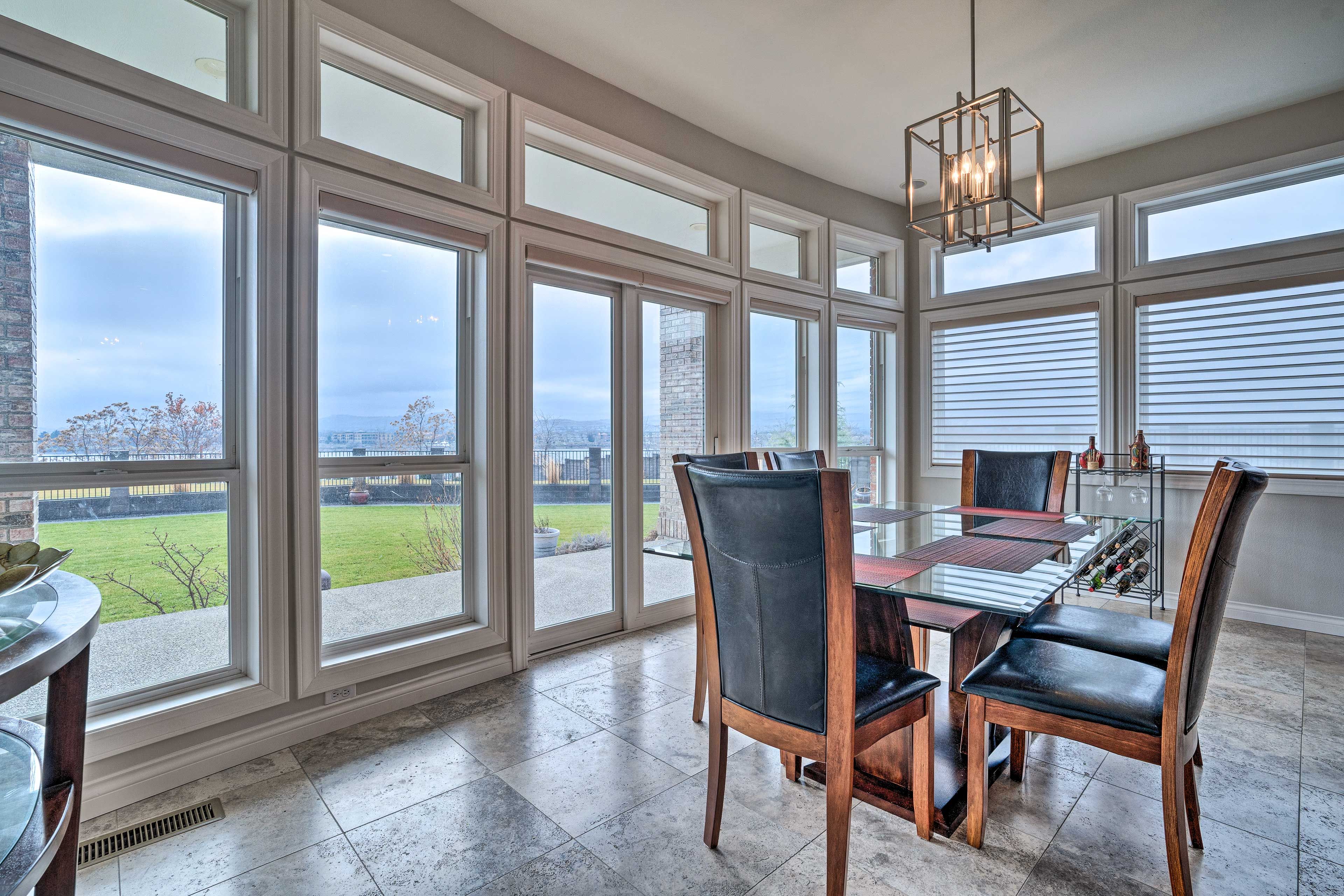 Dining Area | Dishware & Flatware