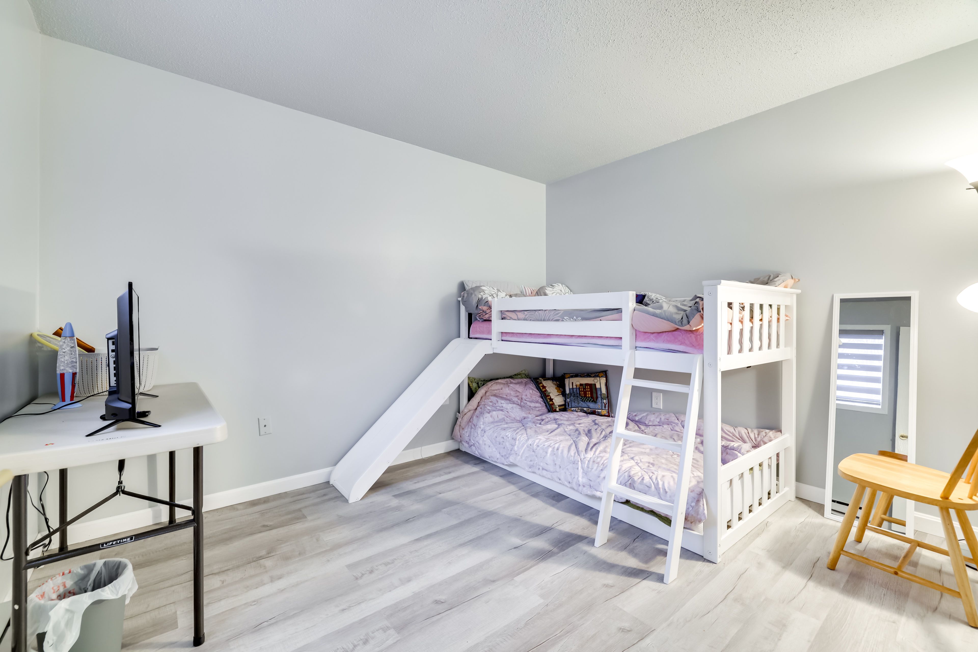 Bedroom 3 | Twin Bunk Bed | Smart TV
