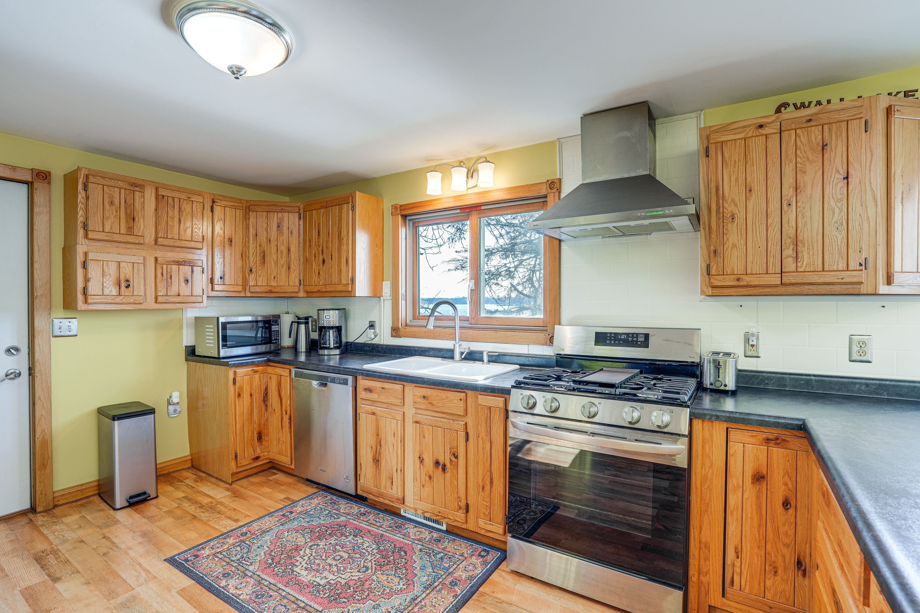 Kitchen | 1st Floor