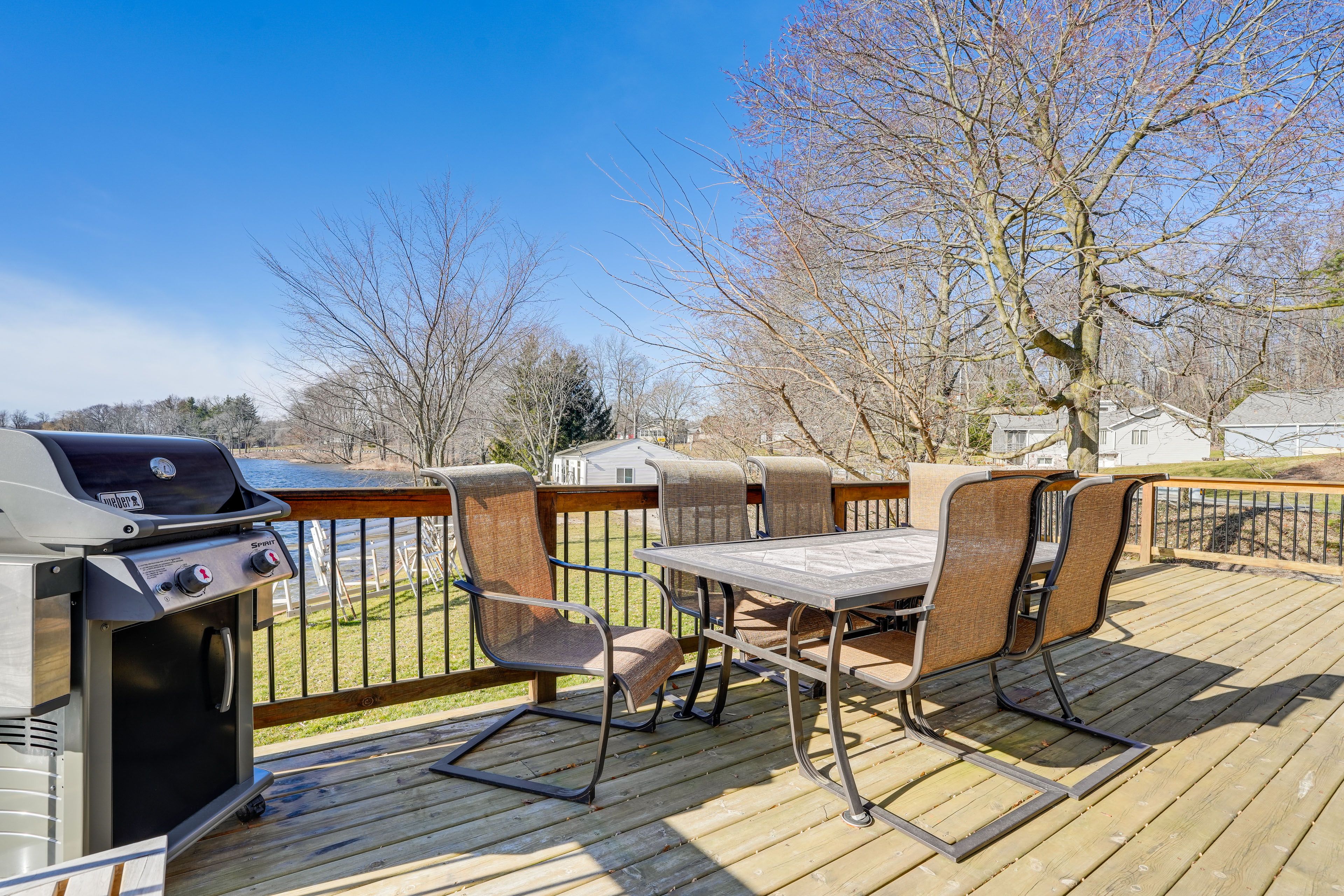 Deck | Gas Grill