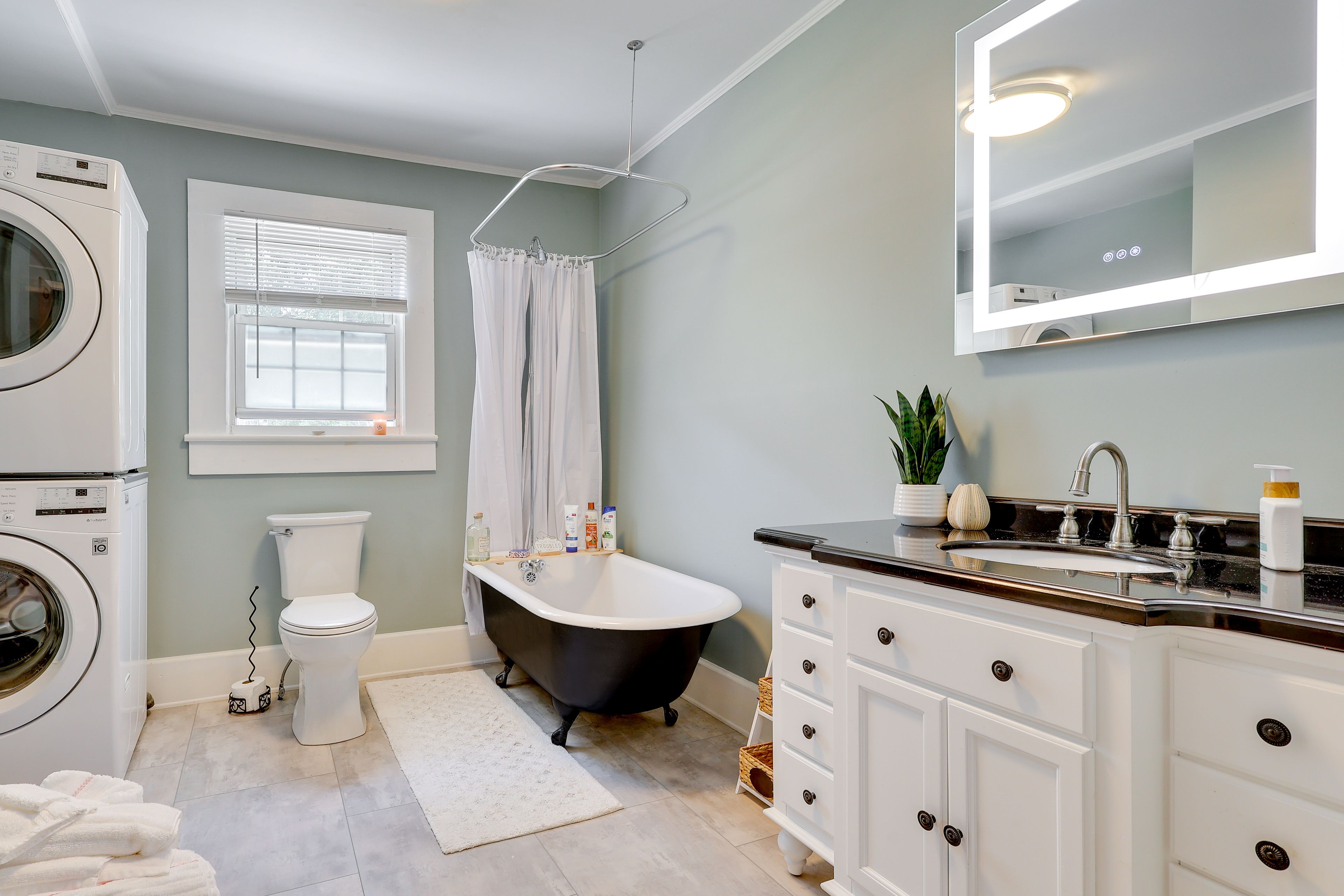 Full Bathroom | Soaking Tub | In-Unit Laundry