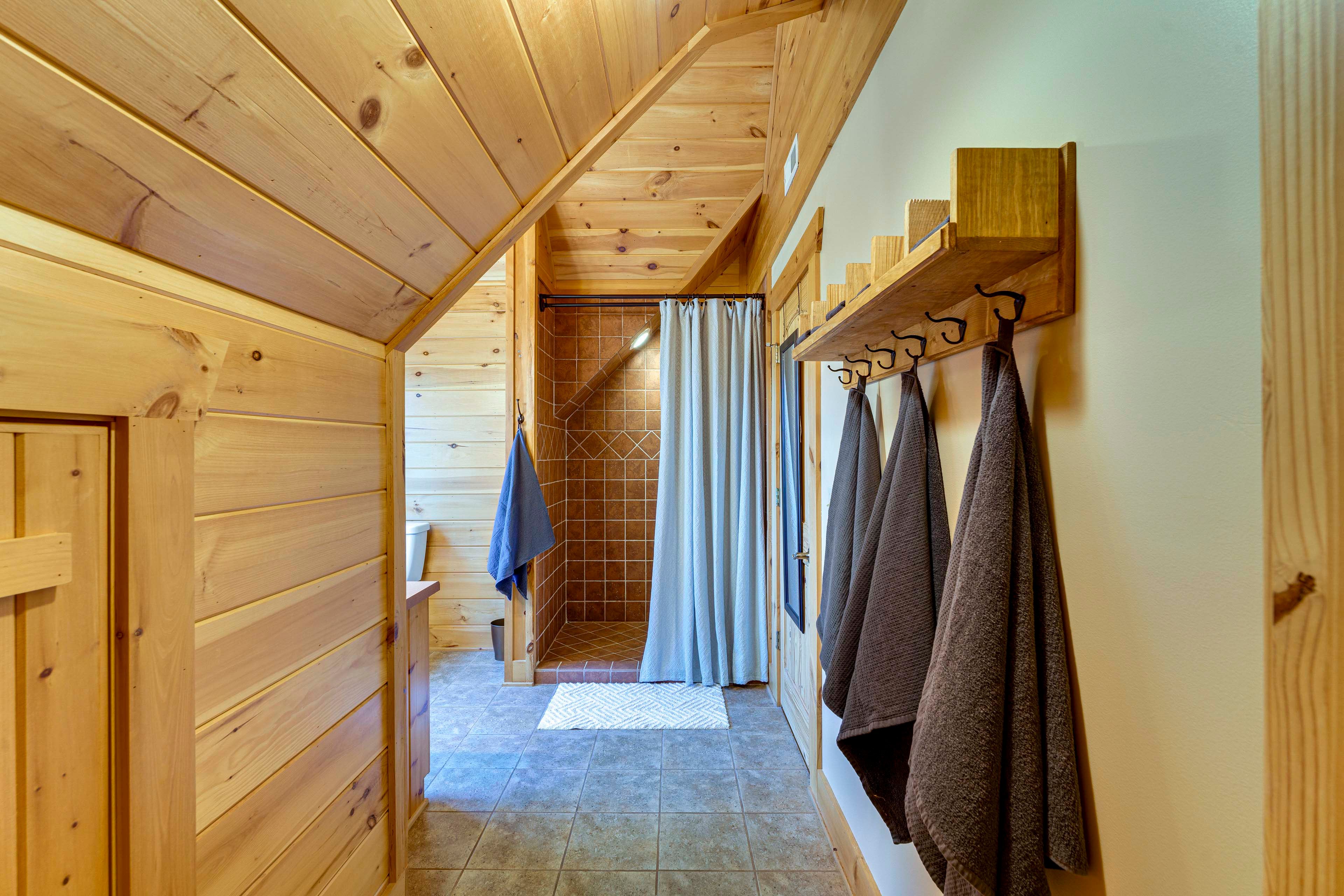 Full Bathroom | 3rd Floor | Hair Dryer