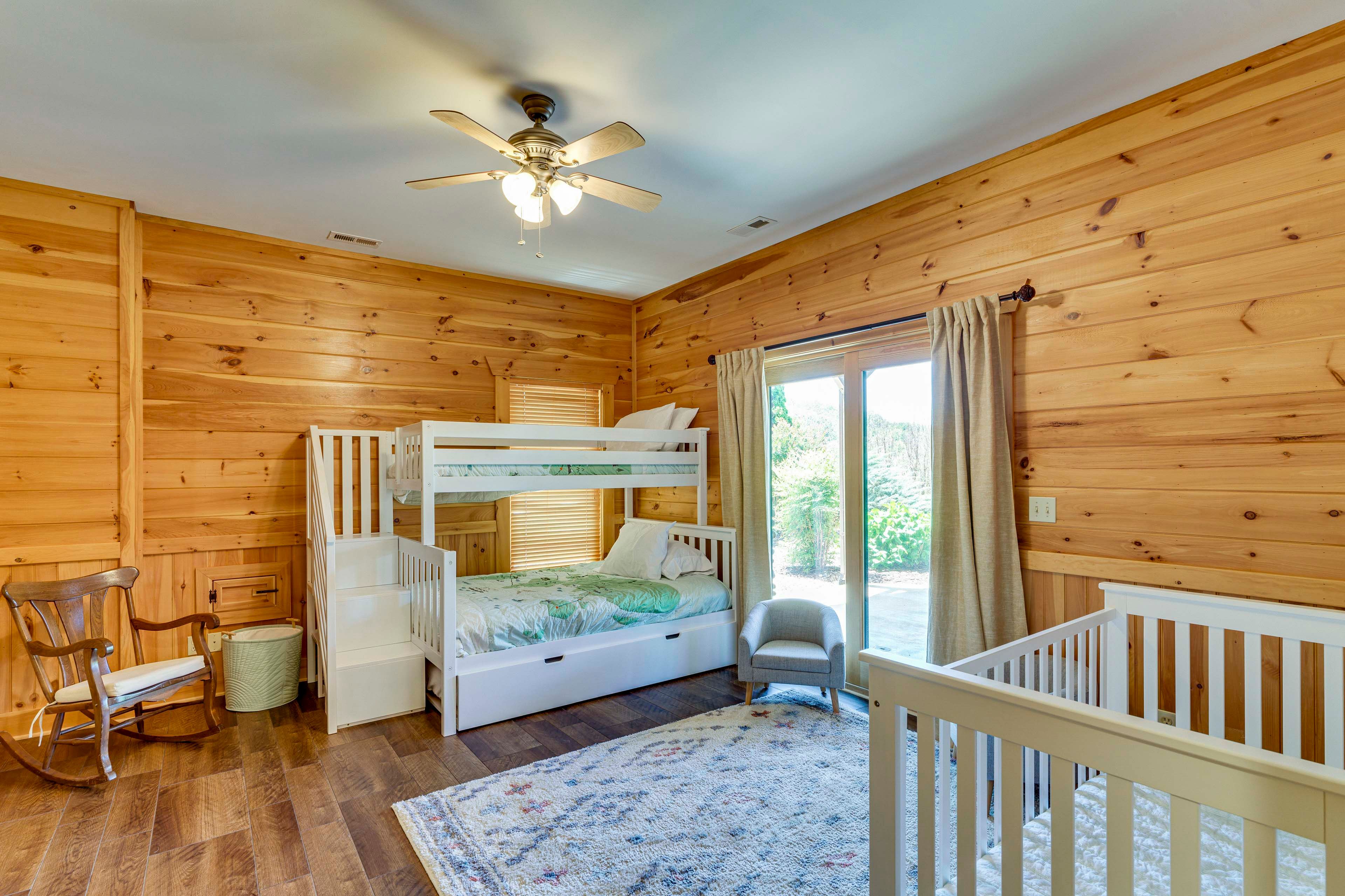 Bedroom 6 | 1st Floor | Twin/Full Bunk Bed | Twin Trundle