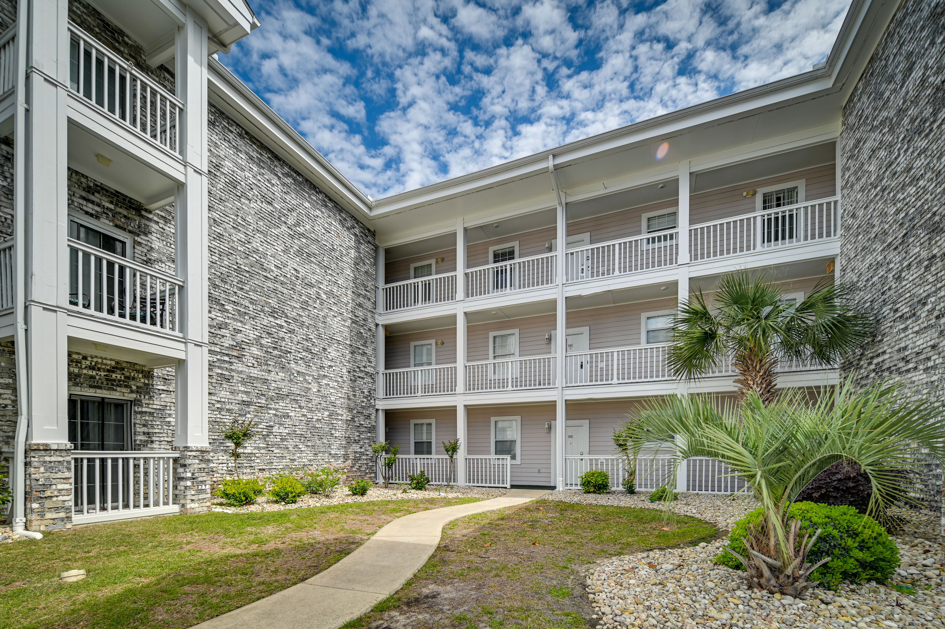 Condo Exterior | Parking | Driveway (2 Vehicles)