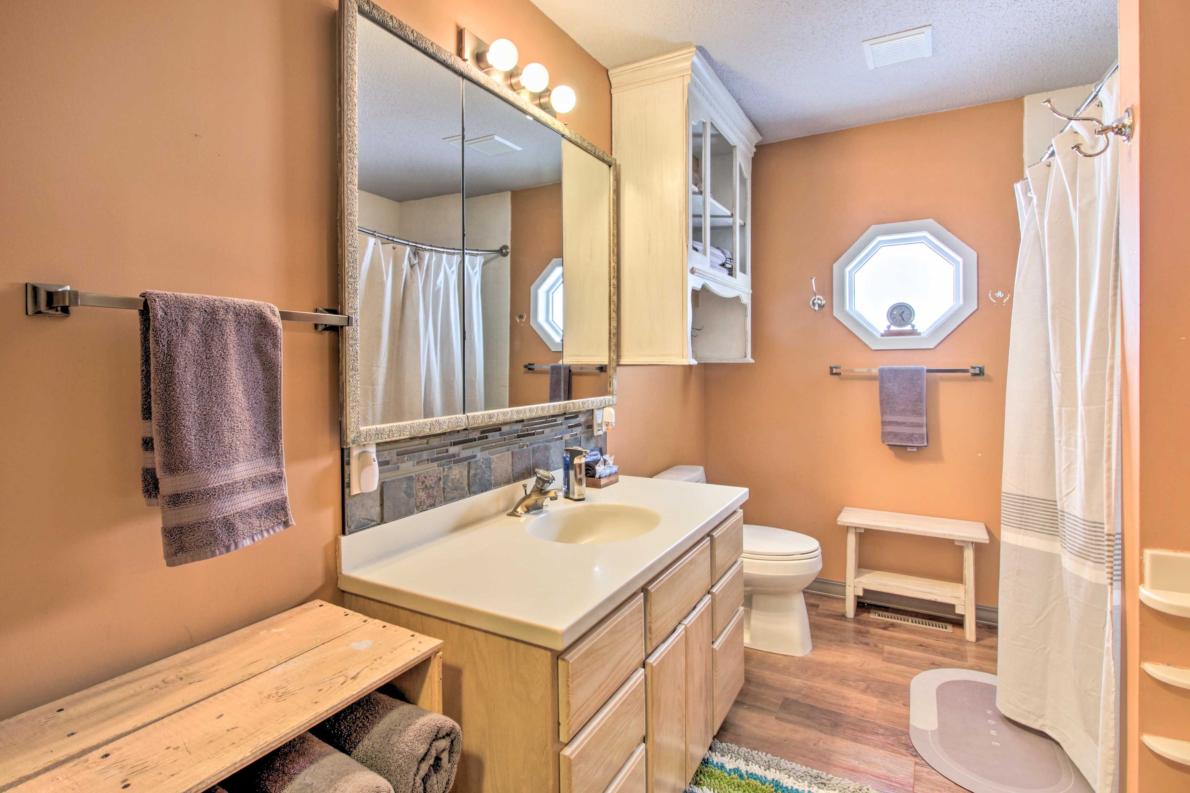 Full Bathroom