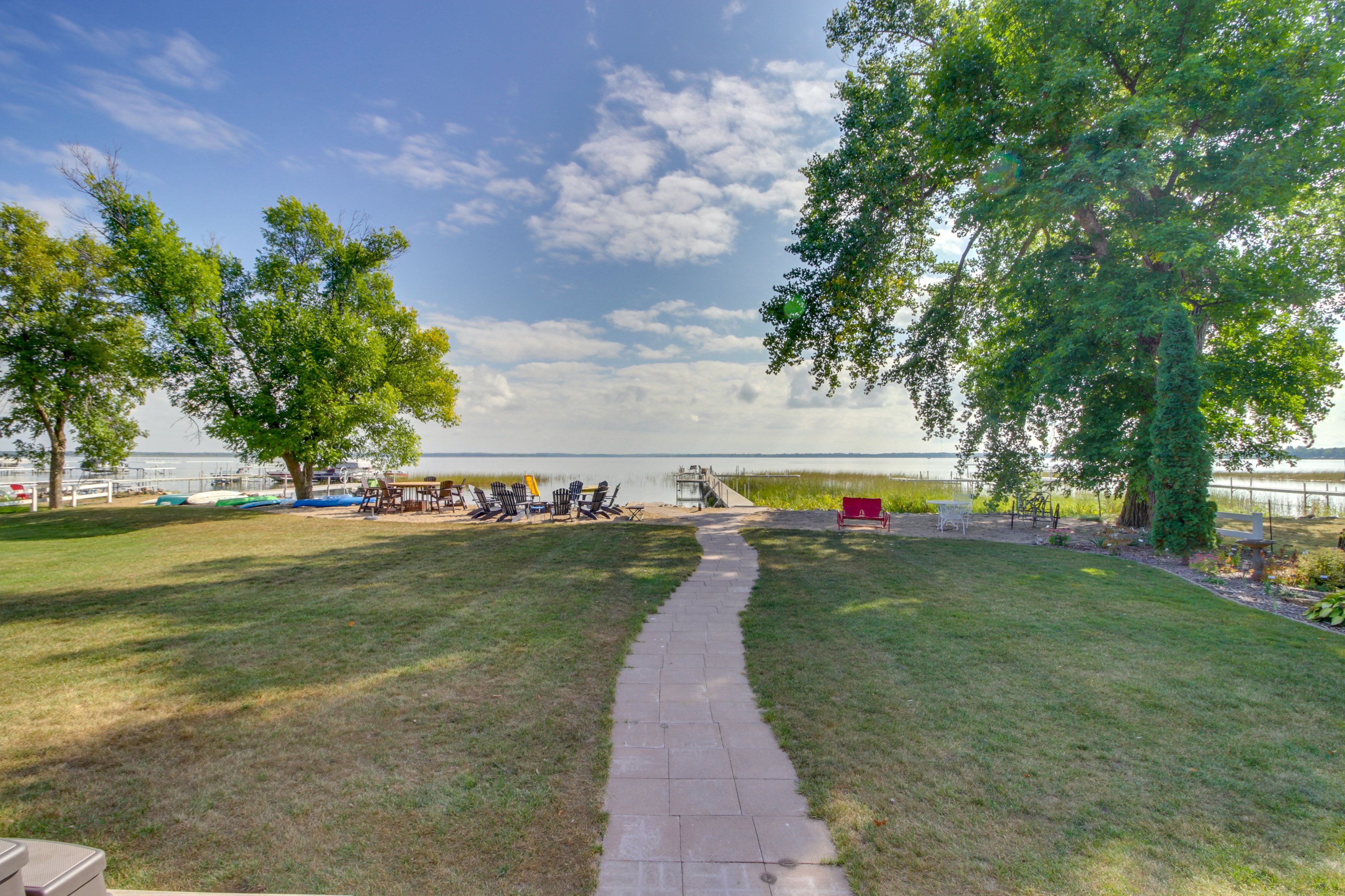 Backyard | Lake Access | Fire Pit | Dock | Outdoor Dining Area