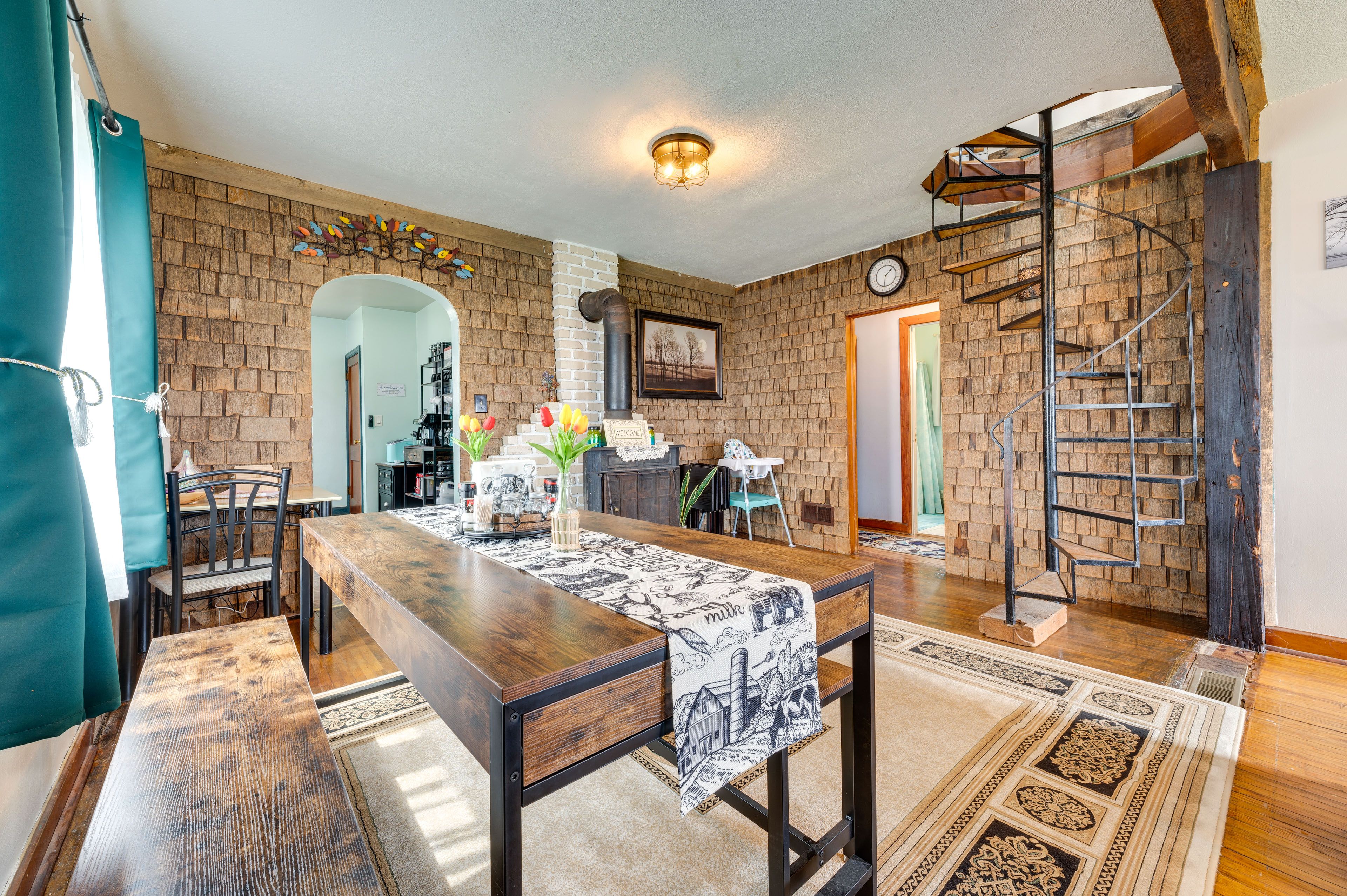 Dining Area | High Chair | Dishware/Flatware Provided