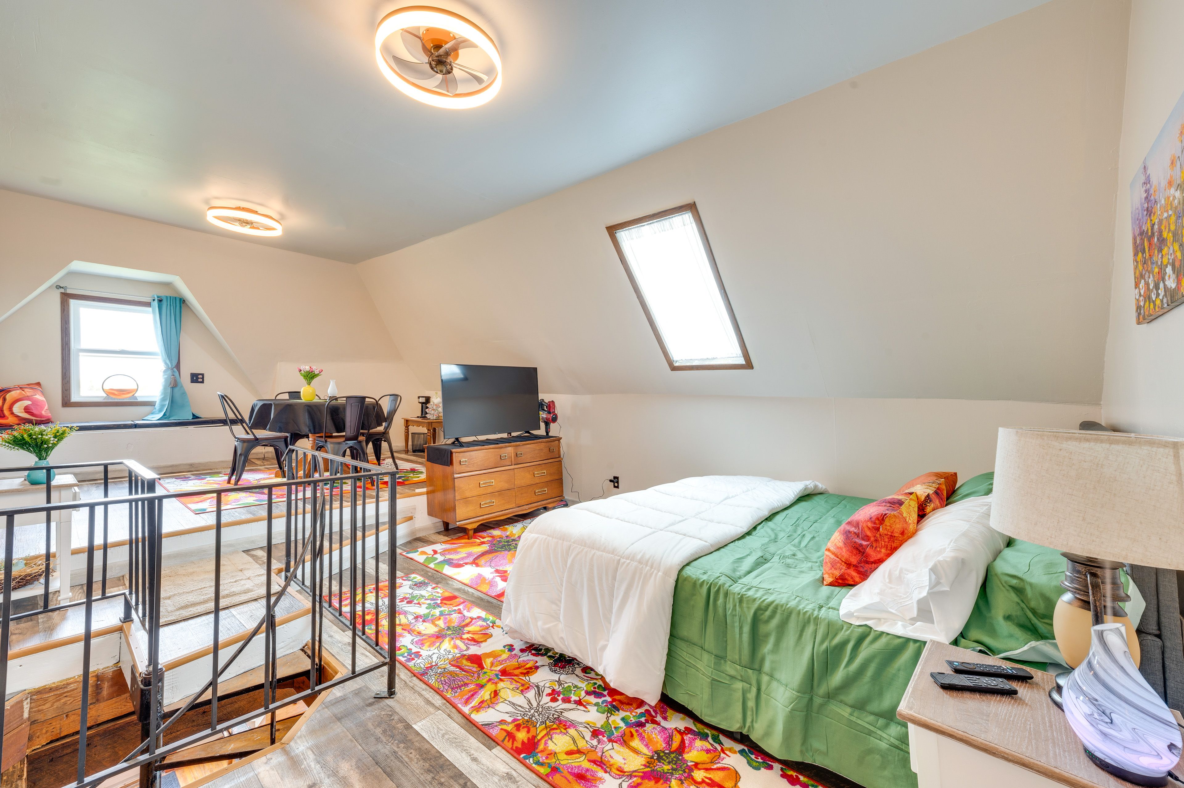 Sleeping Loft | Smart TV | King Bed | Smart TV | Coffee Bar | Table