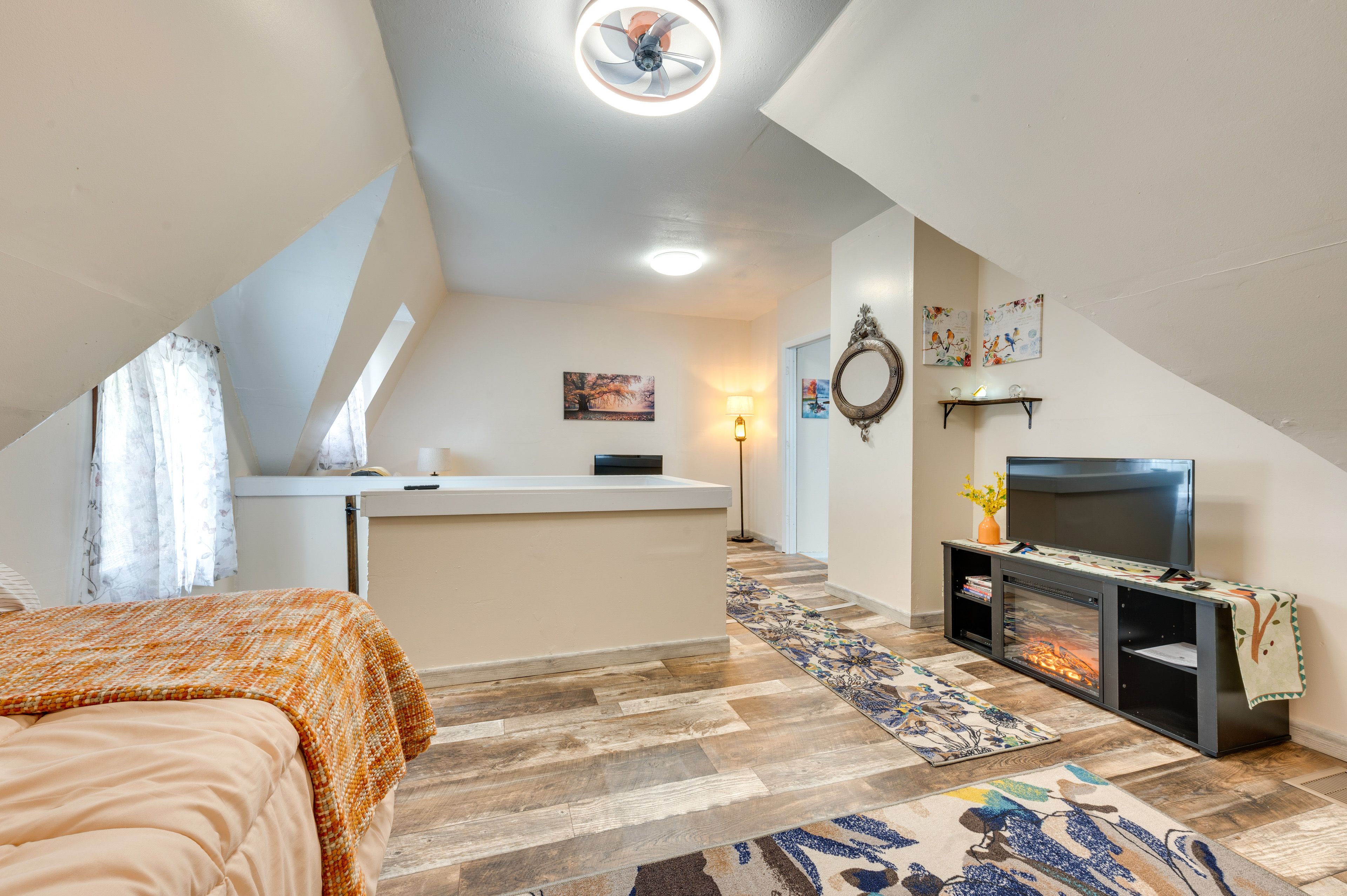 Upstairs Sleeping Loft | Fireplace | Smart TV