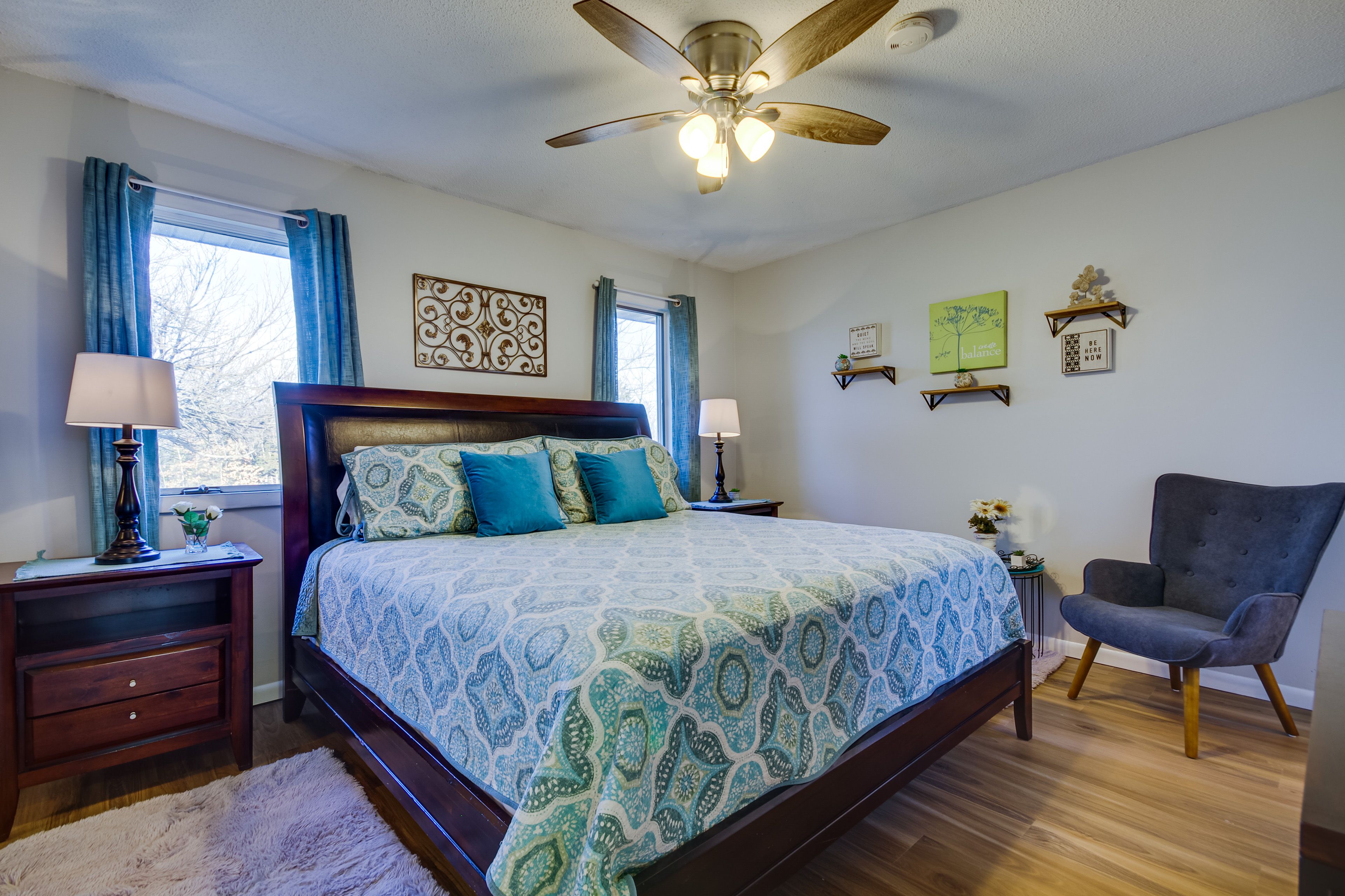 Bedroom 1 | King Bed | Smart TV | Linens & Towels Provided