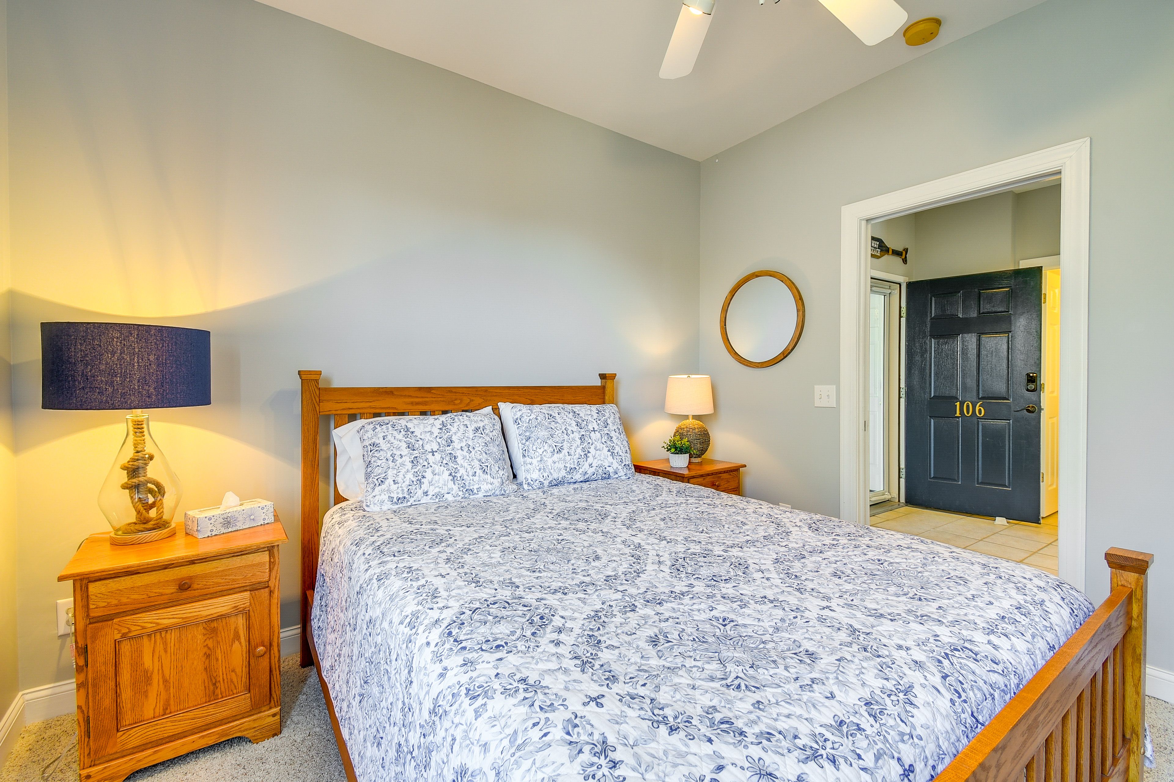 Bedroom 3 | Queen Bed