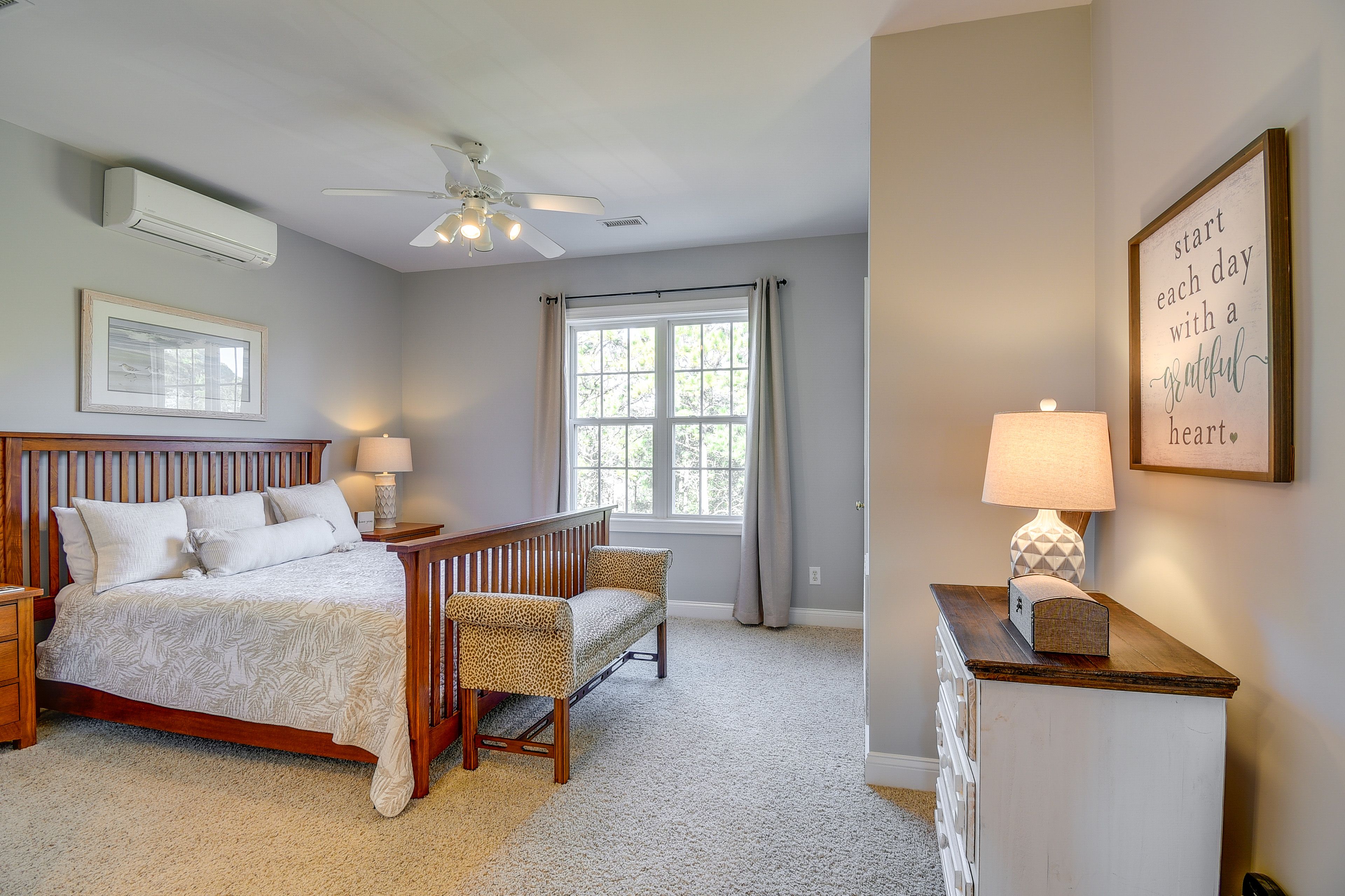 Bedroom 2 | Queen Bed